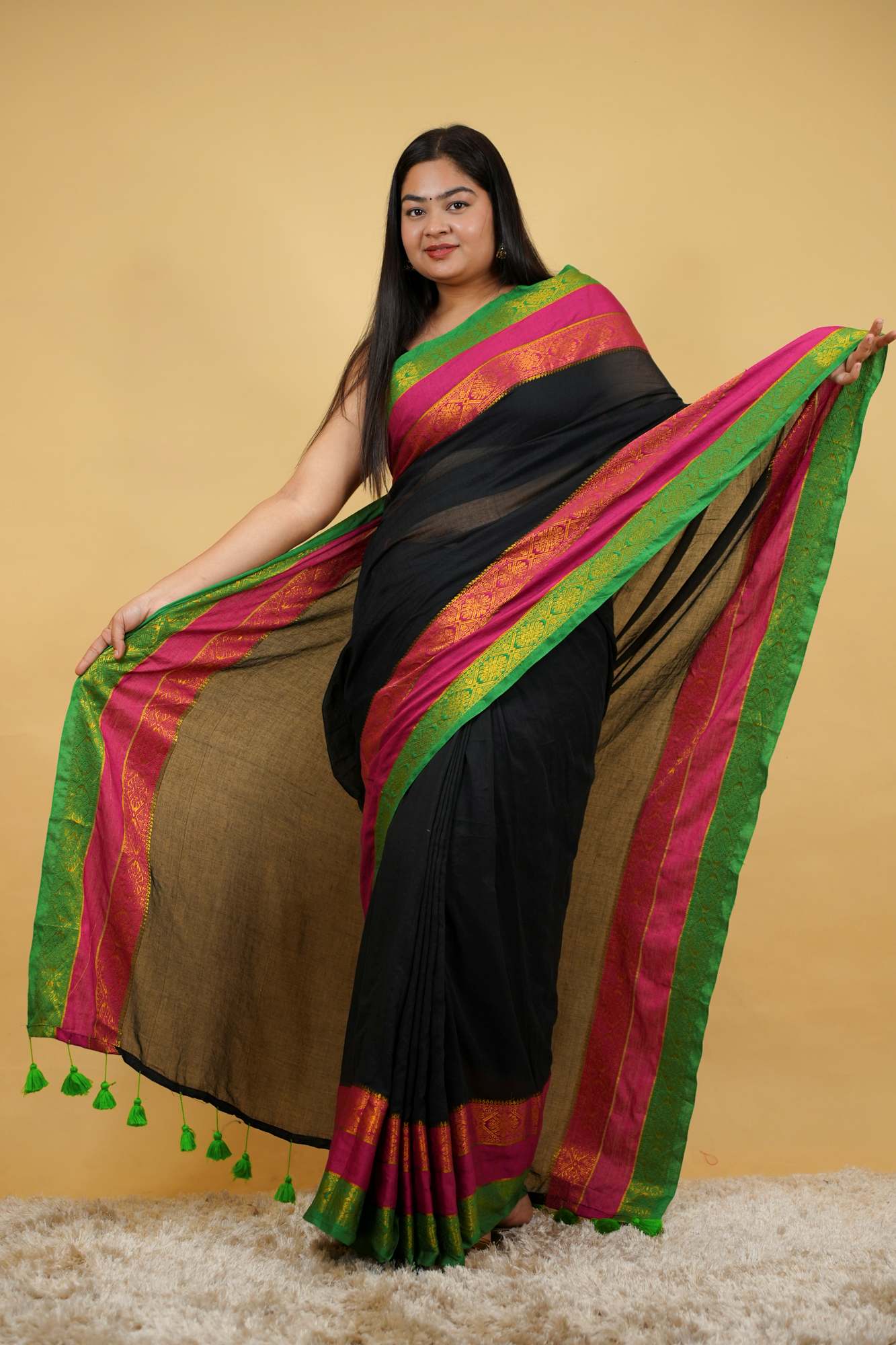 Mul Mul Cotton With Contrast Border Pure Handloom Work Ready To Wear Saree