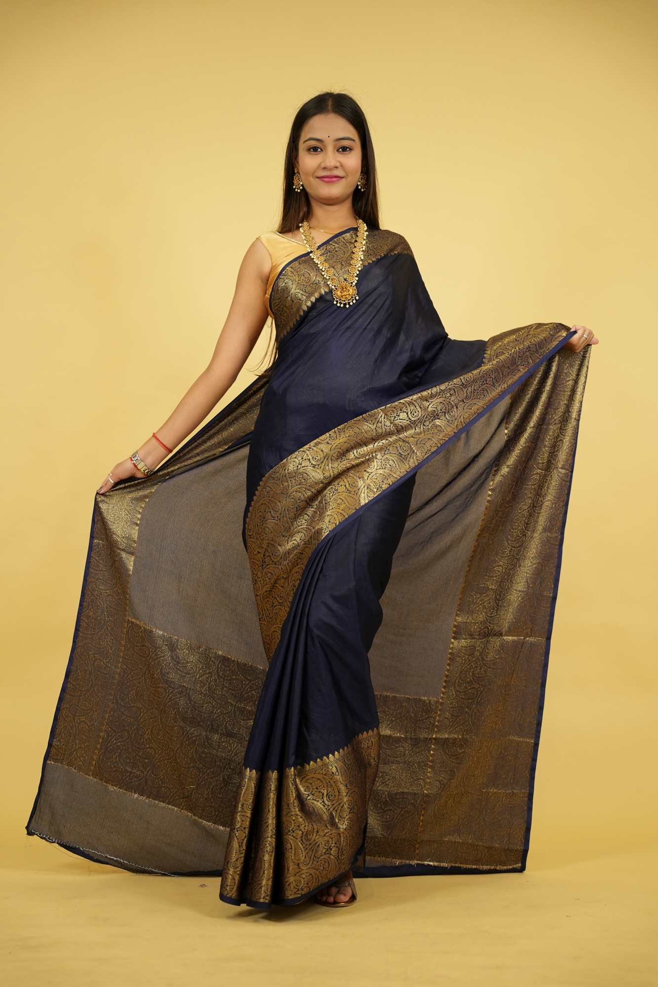 Banarasi Warm Silk with Plain Body & Heavy zari Border Ready To Wear Saree