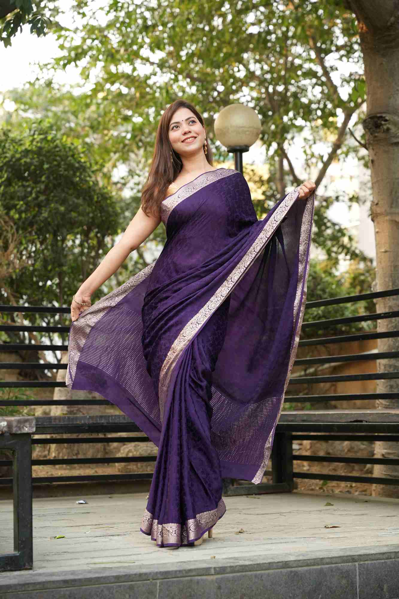 Viscose Soft Chinon self weaving Ready To Wear Saree