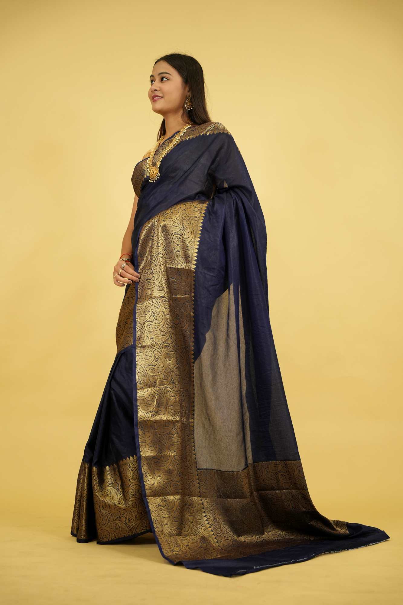 Banarasi Warm Silk with Plain Body & Heavy zari Border Ready To Wear Saree