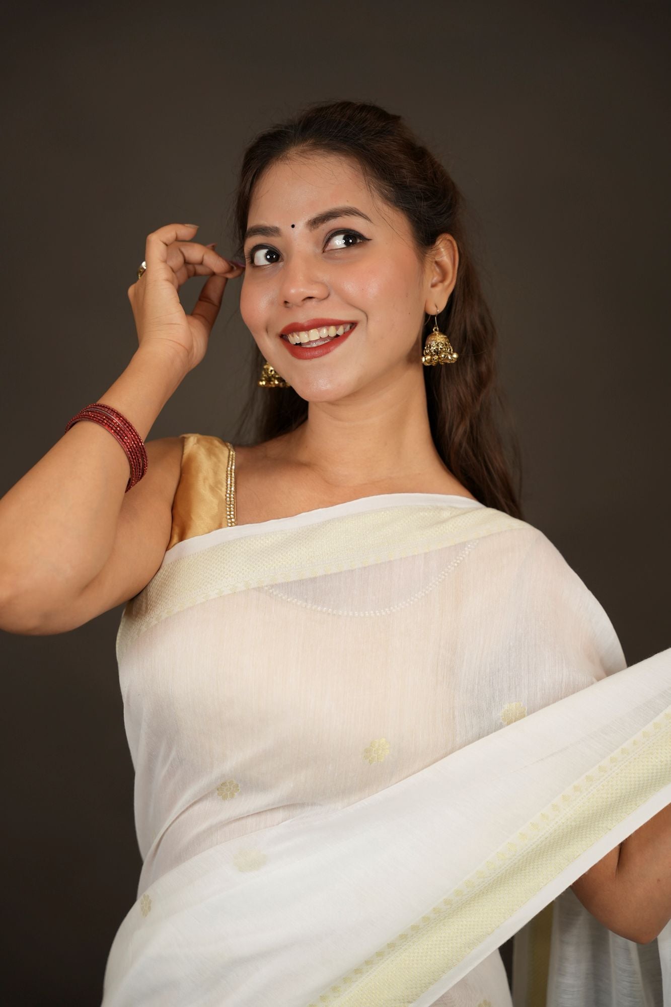 Silk-Cotton with Leaf Motifs and Zari Border Ready To Wear Saree