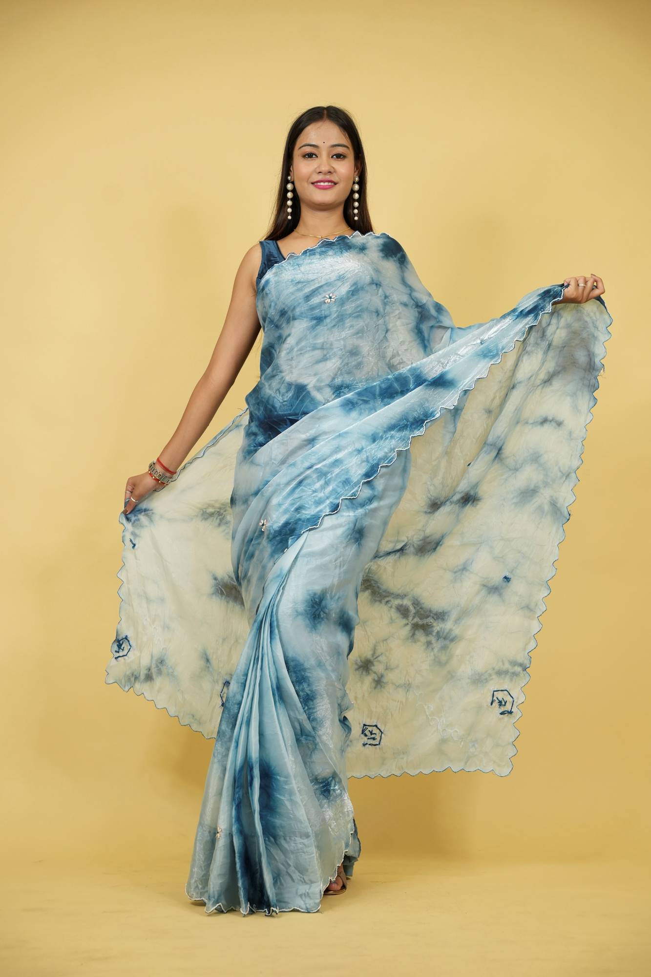 Light & Navy Blue Organza with Tie-Dye Effect, White Embroidery & Scalloped Border Ready To Wear Saree