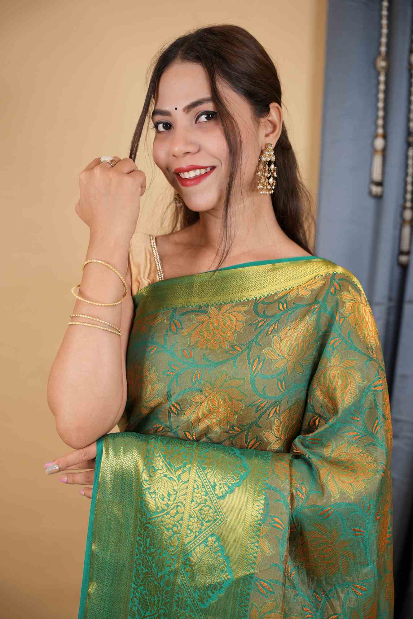 Classic Kanjivaram Border Prestitched Saree with All-Over Zari weave Ready To Wear Saree