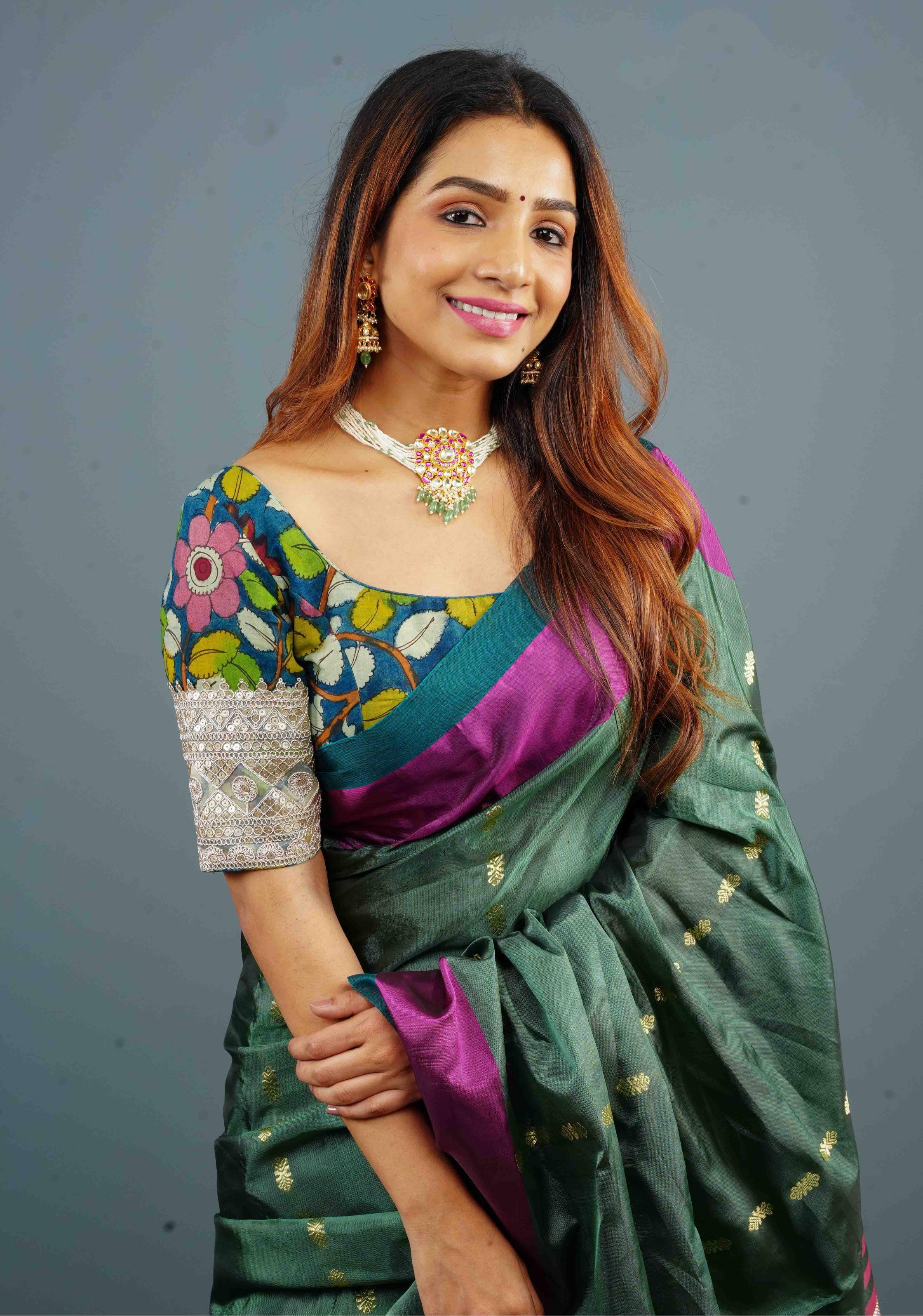 Ahmedabadi kundan multistrand necklace set with dangling pearl clusters | Shobitam Jewelry