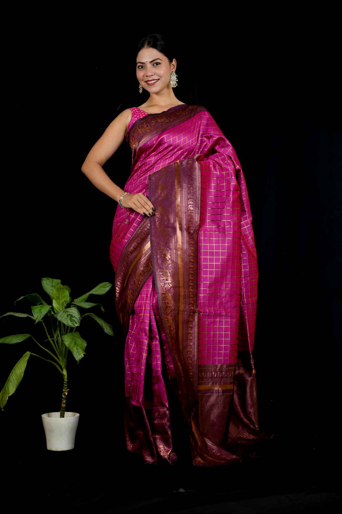 Vibrant Pink Lichi Silk with Zari Checkered Weave and Contrasting Pallu Ready To Wear Saree