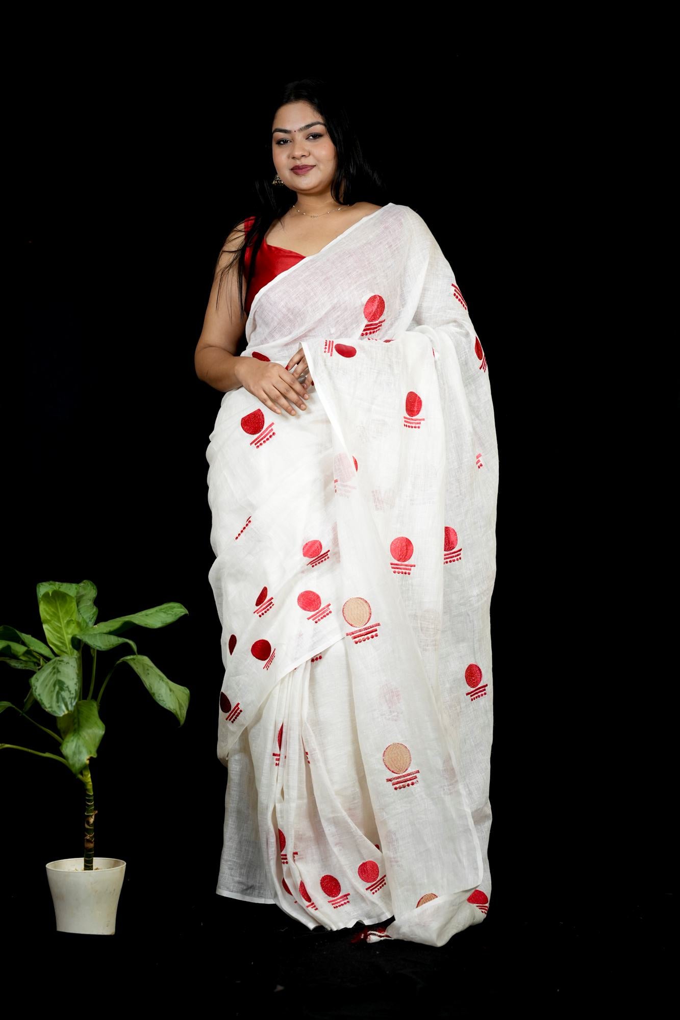 Linen with Red Geometric Motif Weave with Tassel Ready To Wear Saree