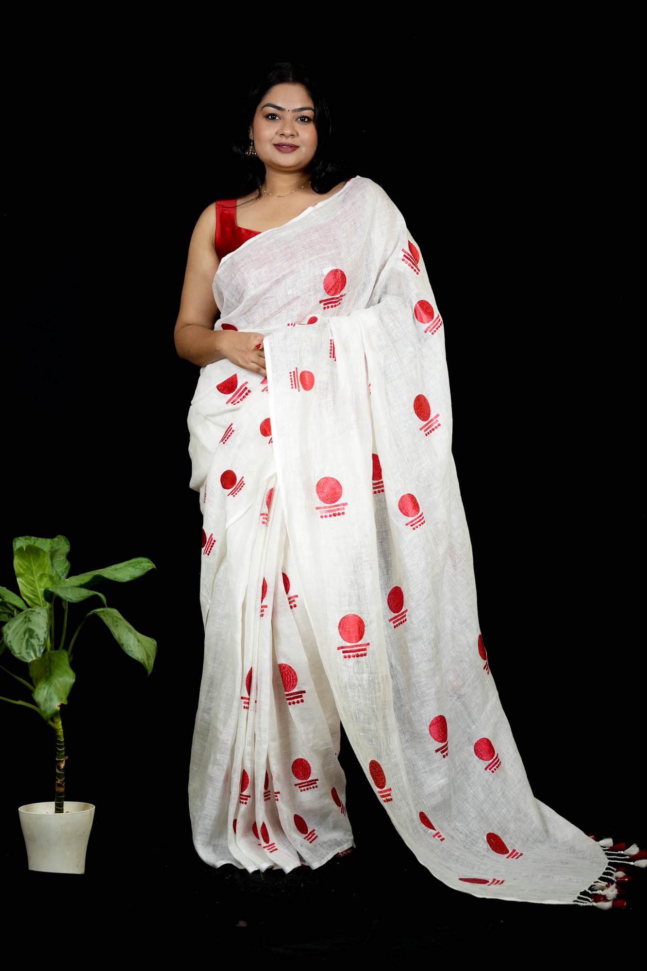 Linen with Red Geometric Motif Weave with Tassel Ready To Wear Saree