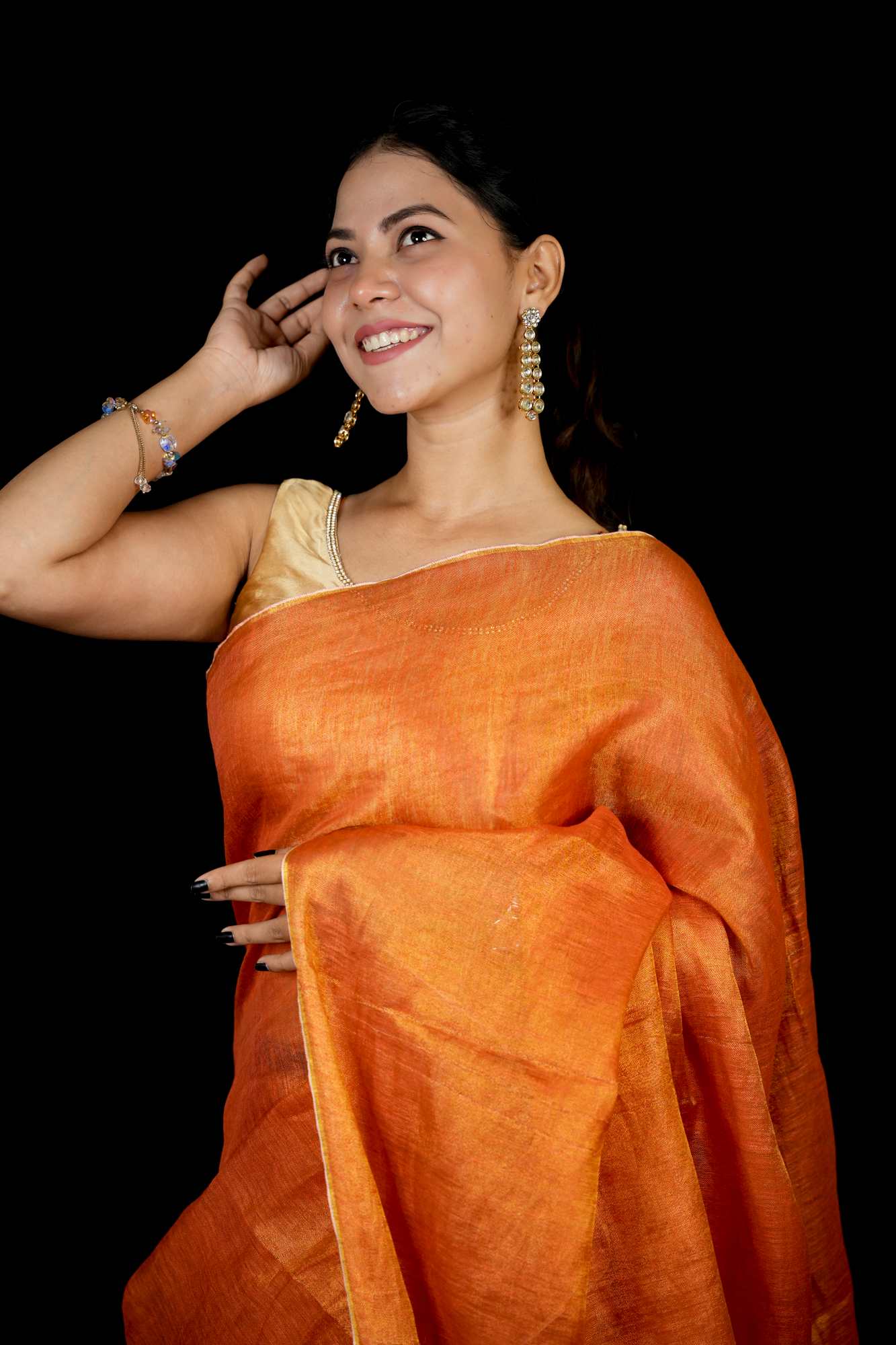 Tissue Linen with Zari Detailing & Tassels Ready To Wear Saree