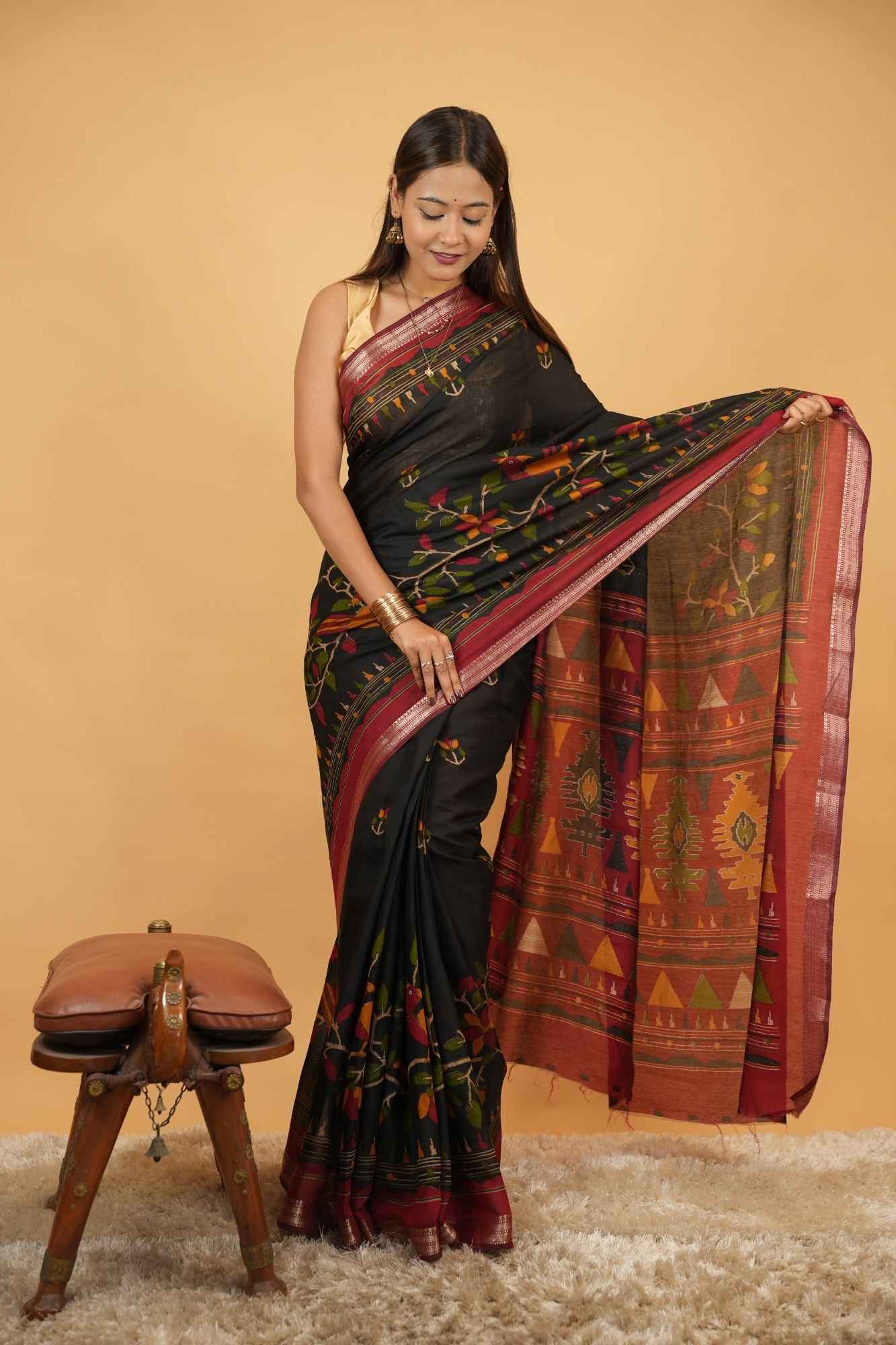 Soft cotton style printed with zari pattu woven border. Ready To Wear Saree
