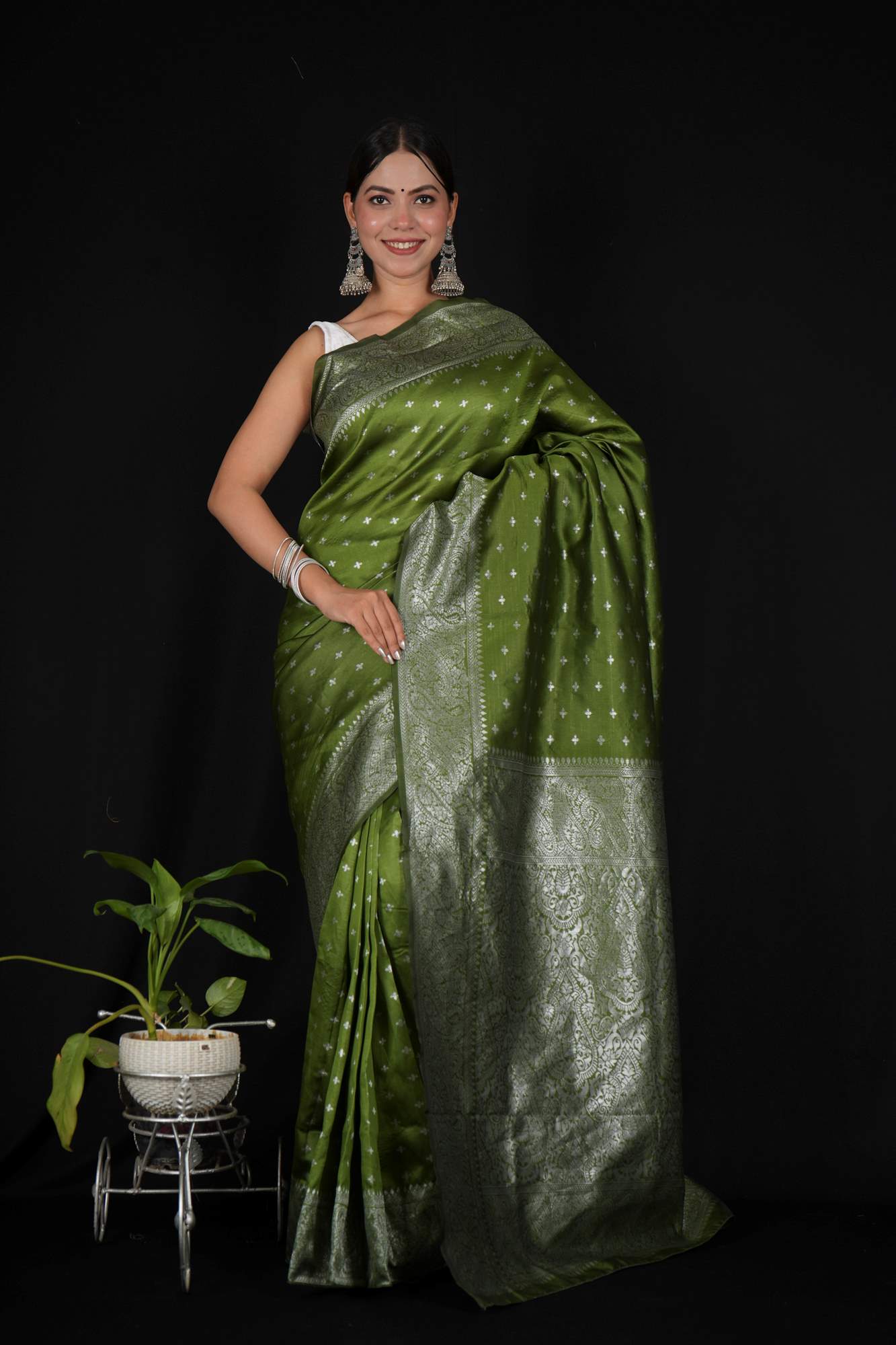 Banarasi Allover Zari Weaving ready to wear saree