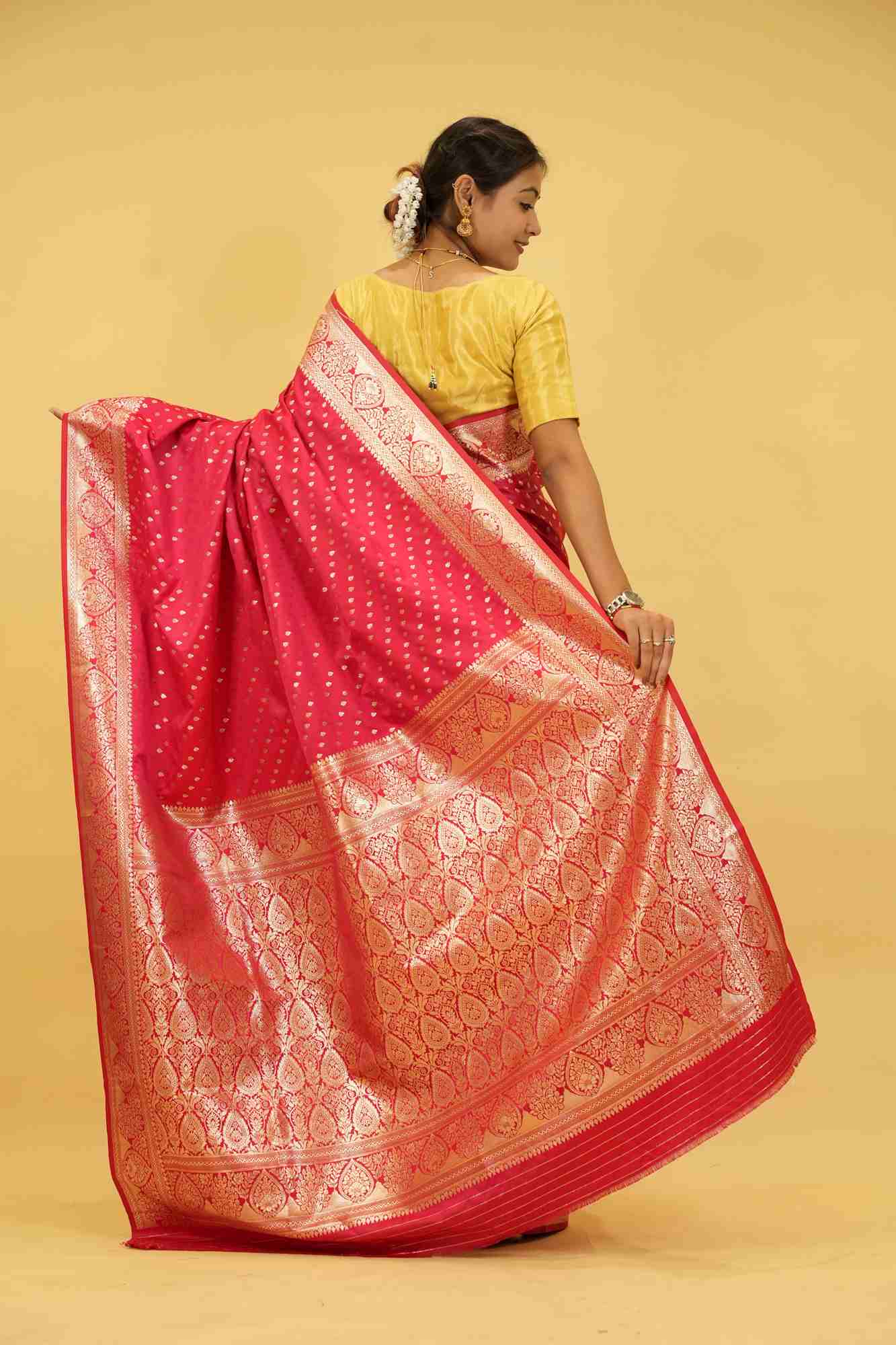 Bangalore Silk with Rich Zari Butta & Paisley Weave Ready To Wear saree