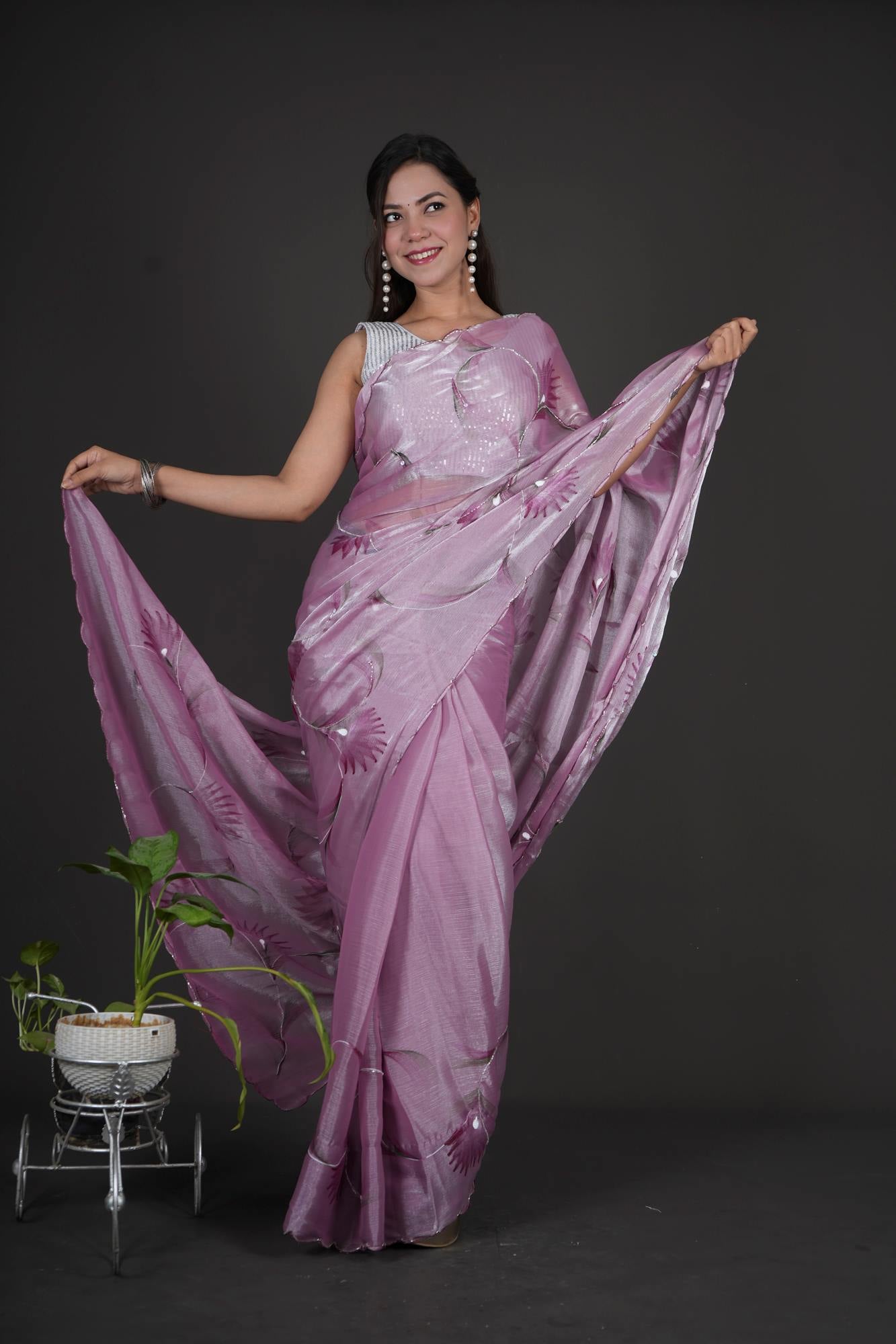 Party Style Chiffon Silk Brush Floral Print Detailed Scallop Border 1 minute saree