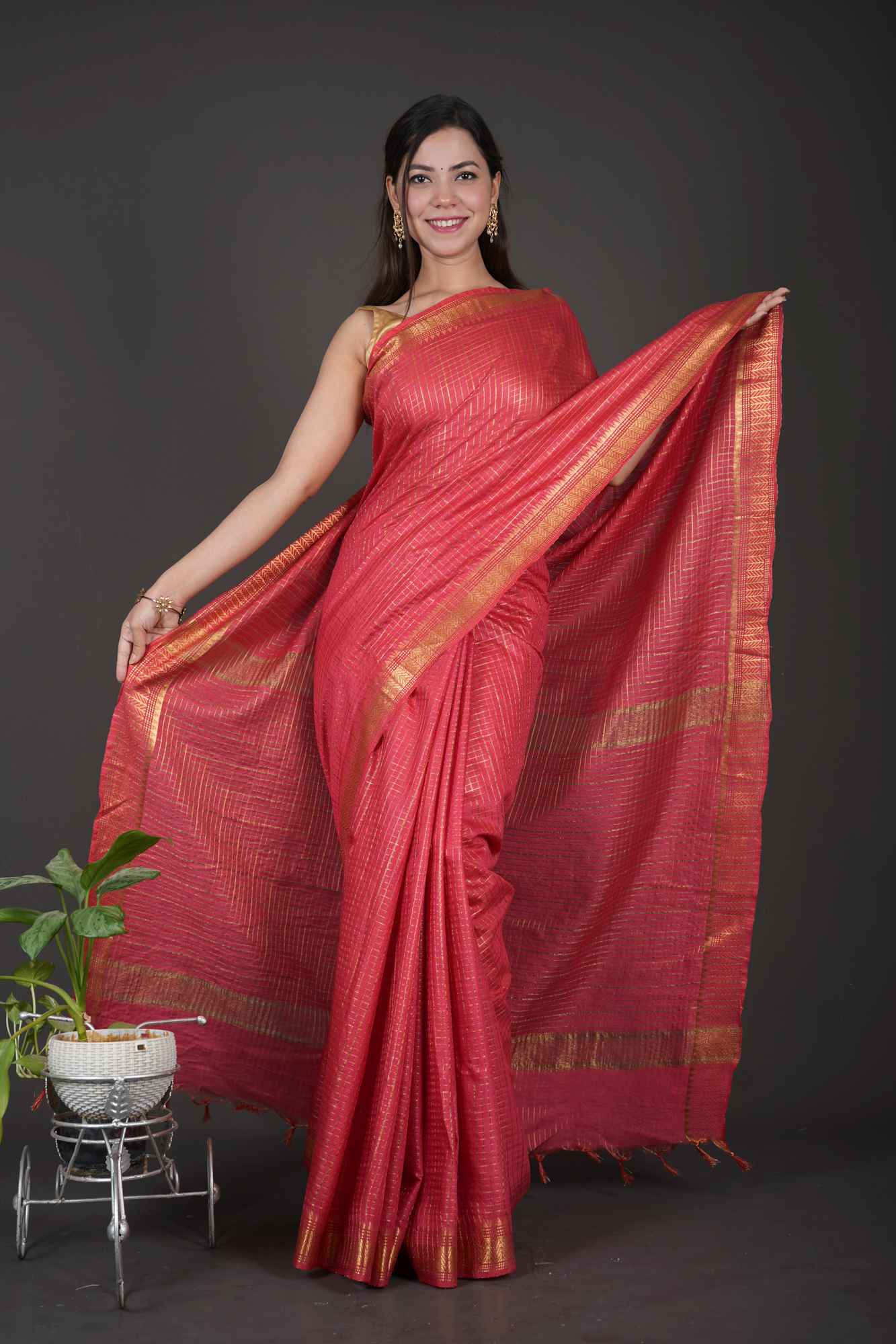 Bhagalpuri Silk With All Over Checks Weaving & Tassle on Pallu Ready To Wear Saree