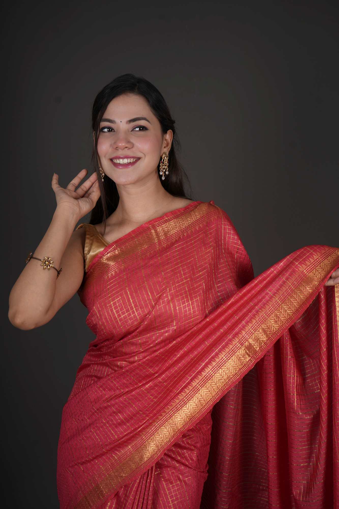 Bhagalpuri Silk With All Over Checks Weaving & Tassle on Pallu Ready To Wear Saree