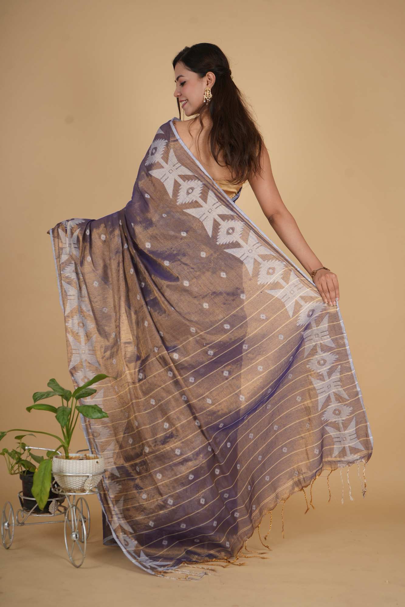 Ready to wear Elegant Traditional Tissue Jamdani with Handloom Weaving Saree