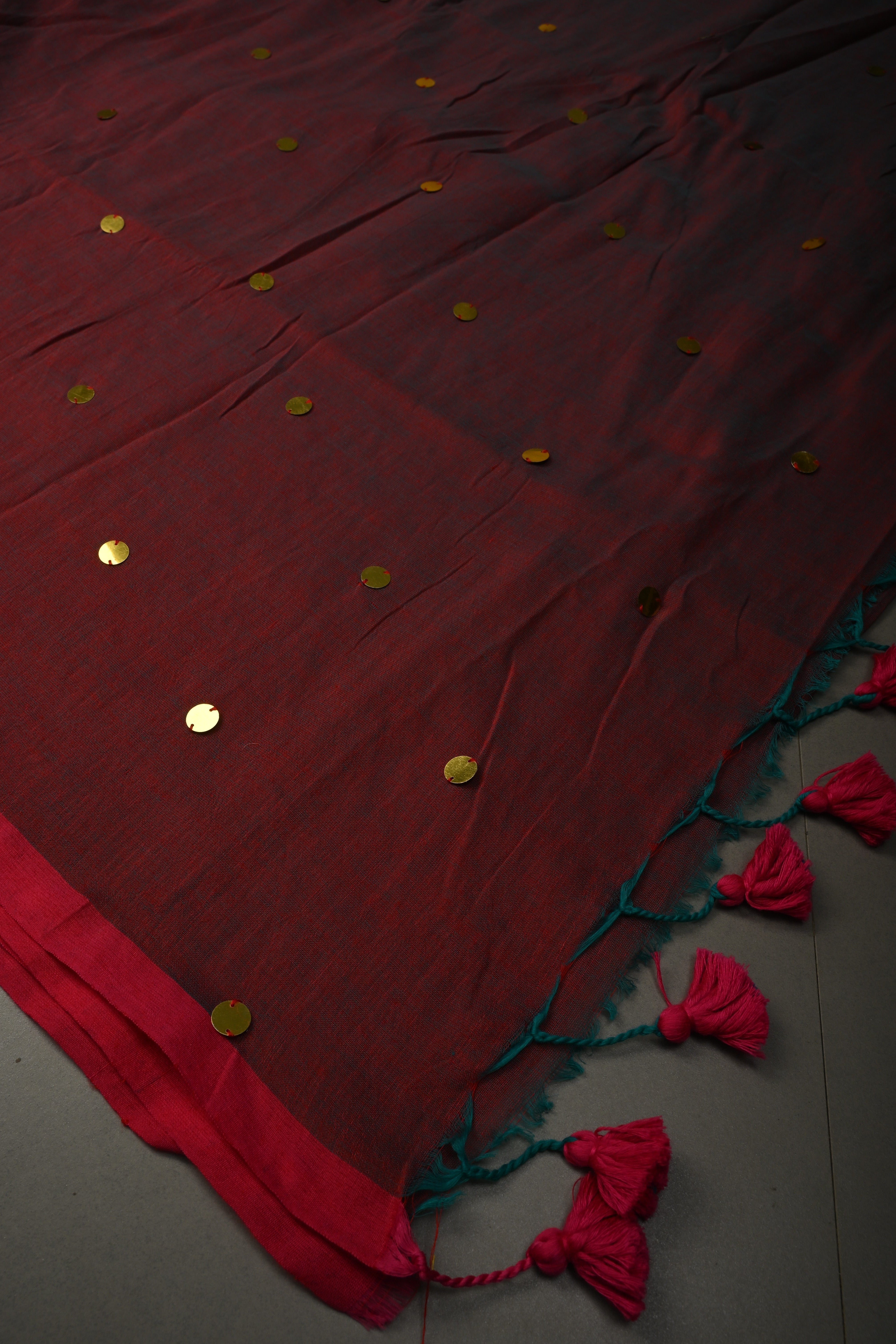 Red-Green Dual Tone Mercerized Mul Cotton saree in With Tikki work and Long Tassels, No Blouse Piece | Shobitam