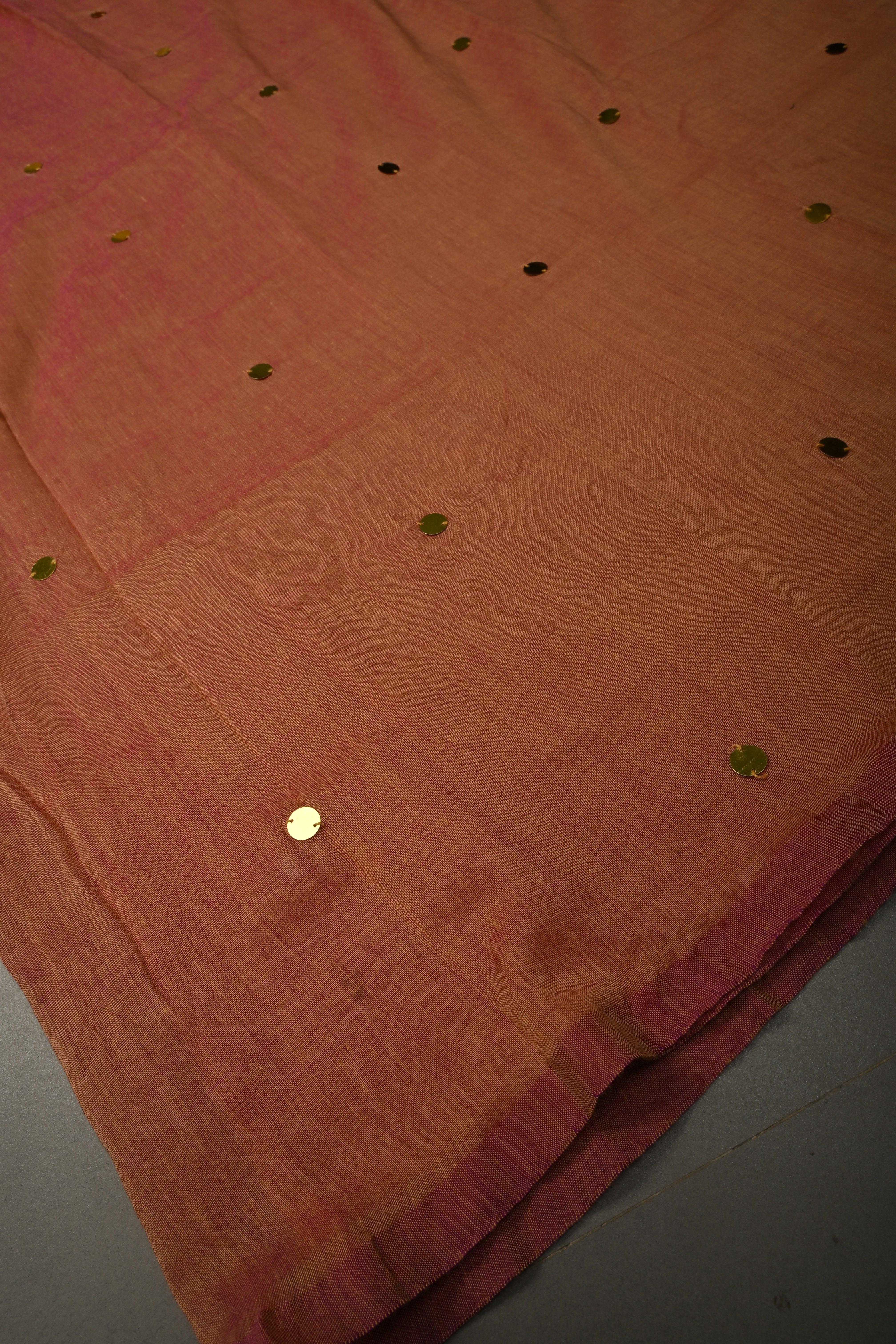 Sandstone -Pink Dual Tone Mercerized Mul Cotton saree in With Tikki work and Long Tassels, No Blouse Piece