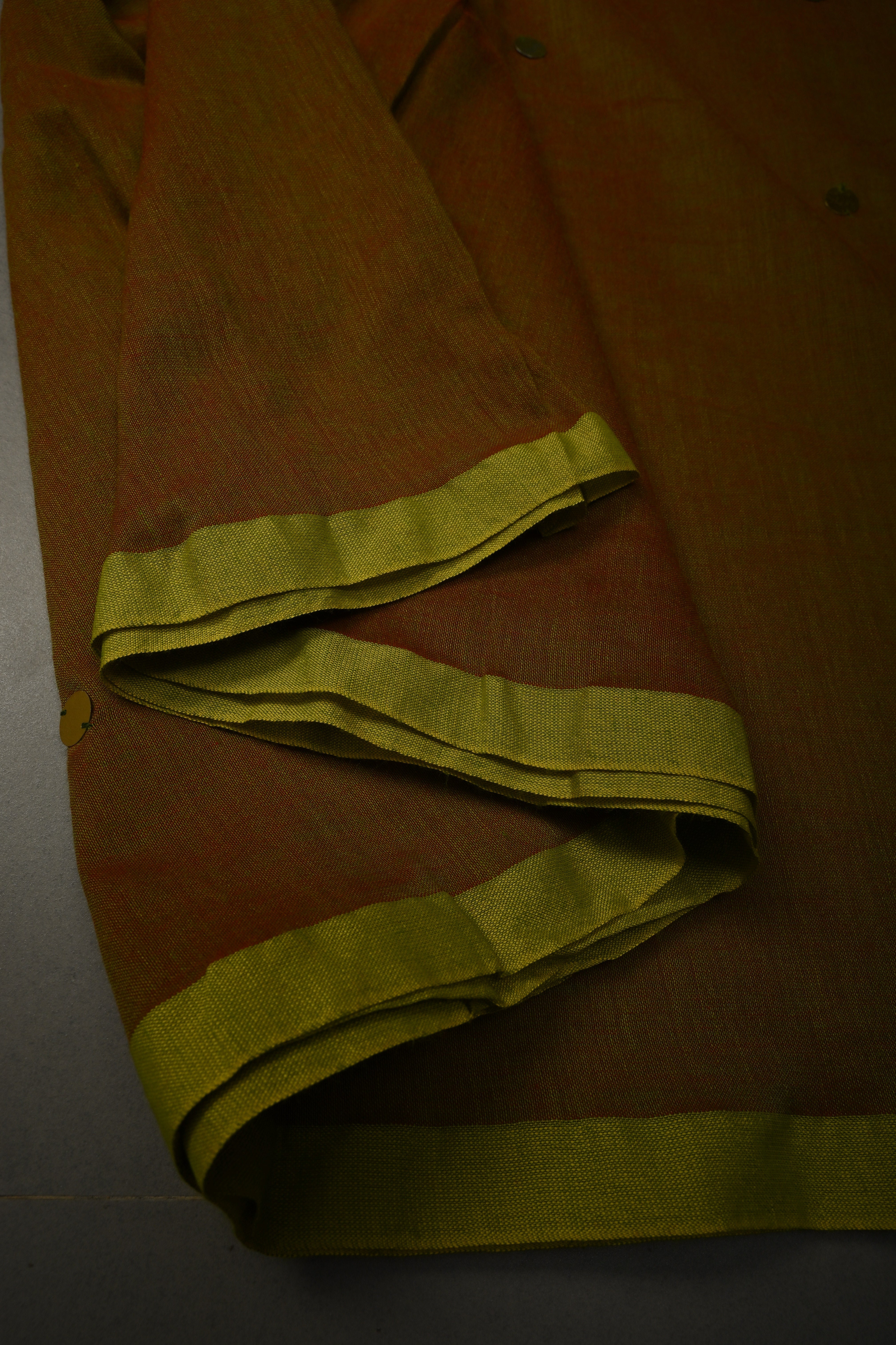 Green-Red Dual Tone Mercerized Mul Cotton saree in With Tikki work and Long Tassels, No Blouse Piece | Shobitam