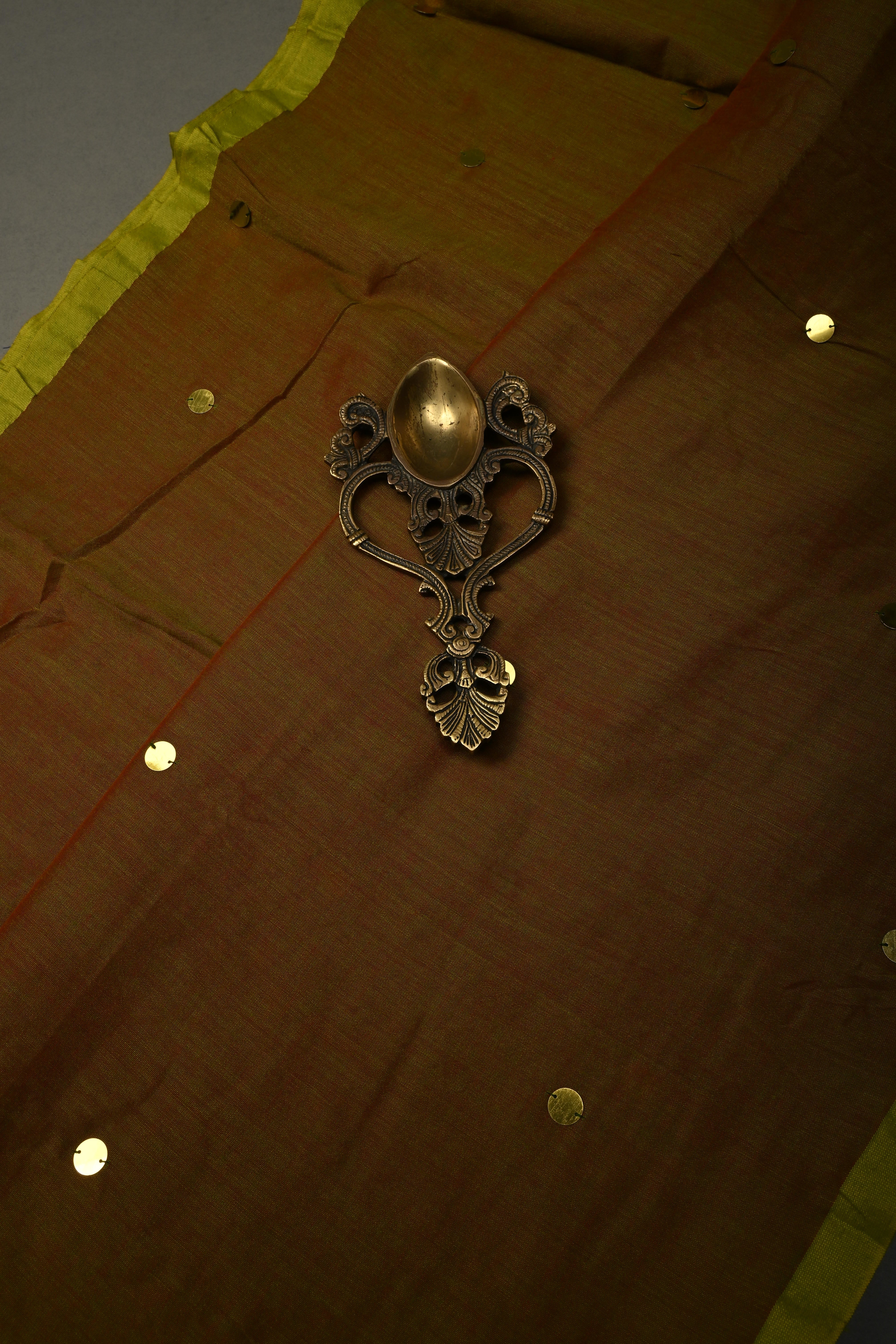 Green-Red Dual Tone Mercerized Mul Cotton saree in With Tikki work and Long Tassels, No Blouse Piece | Shobitam