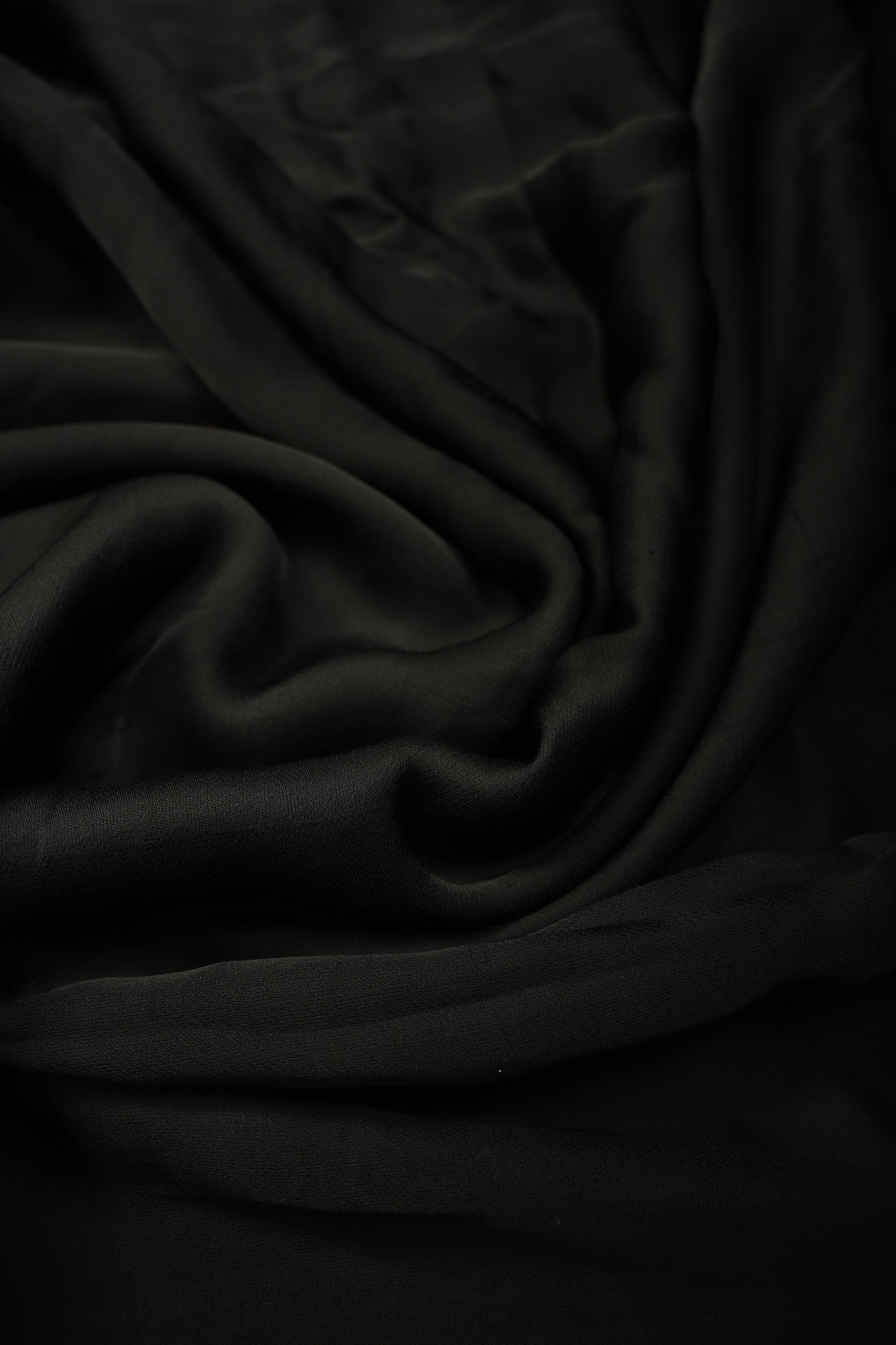 Black Borderless Modal Silk Saree with Lagda Patta Crushed Tissue Pallu | Shobitam