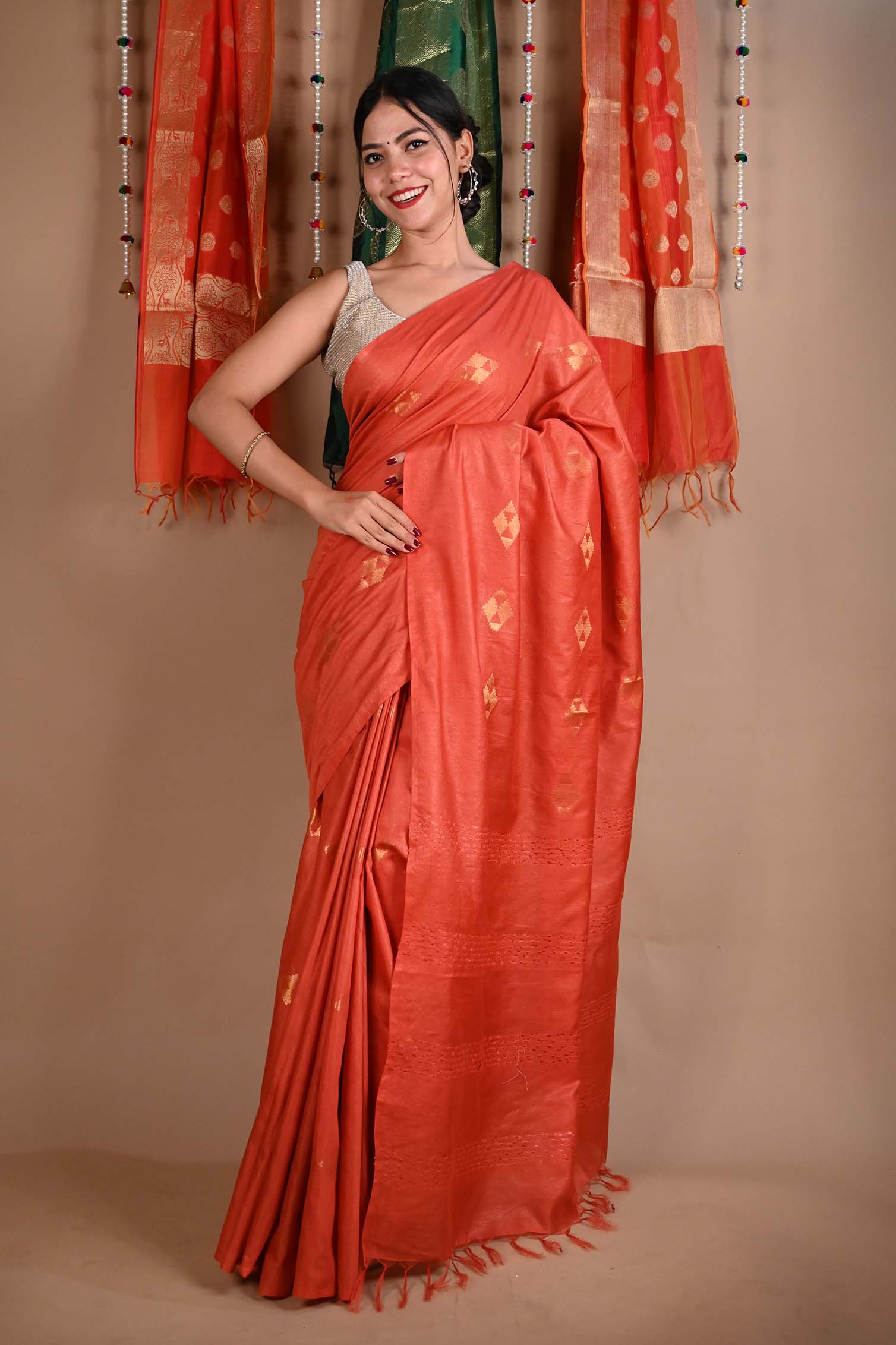 Ready To Wear Semi Linen Slub Gajari Zari interwoven butis and ornate pallu Wrap in 1 minute saree - Isadora Life