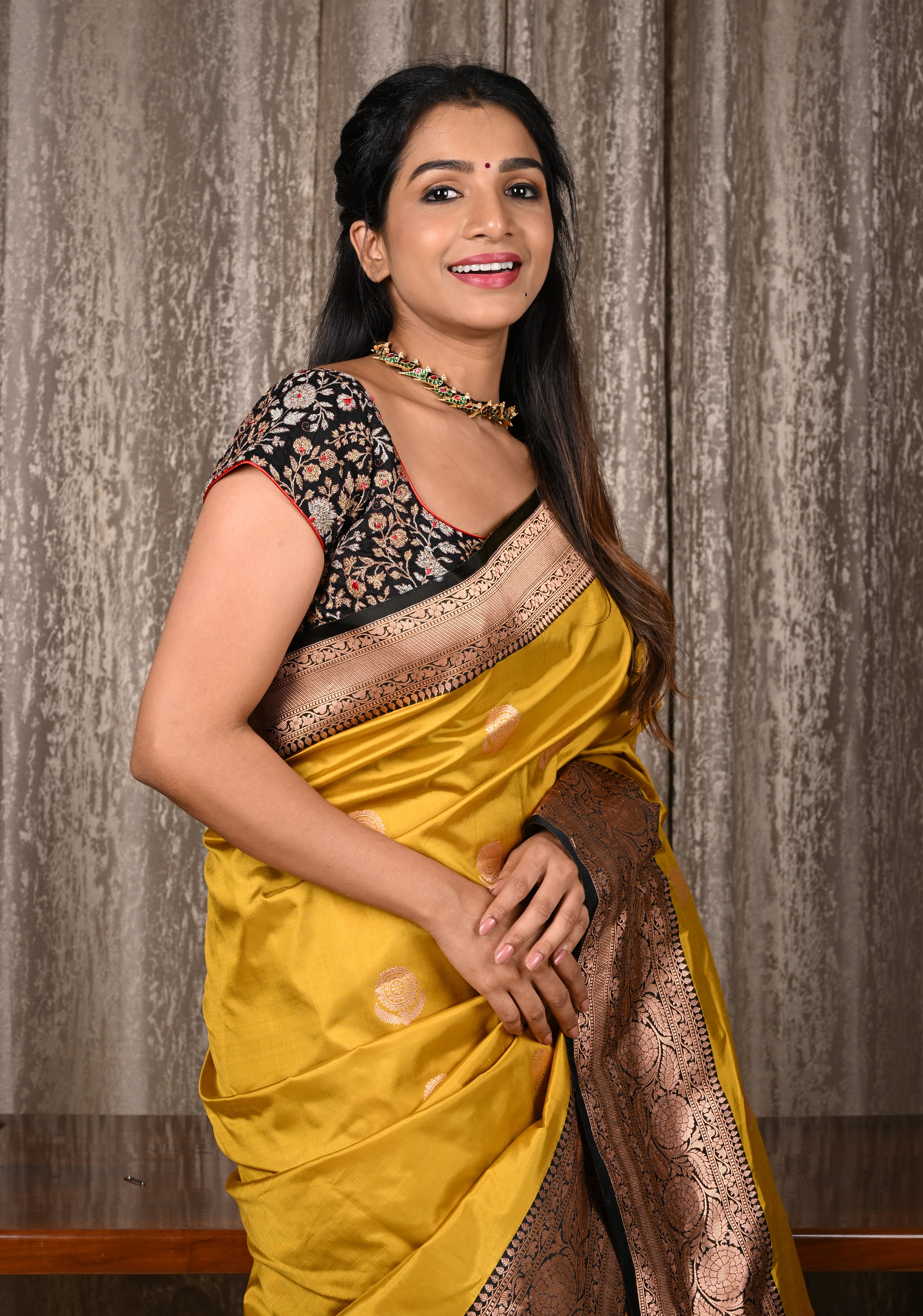 Peacock Choker Set With Kundan Stone in Black Thread And Matching Earrings | Shobitam