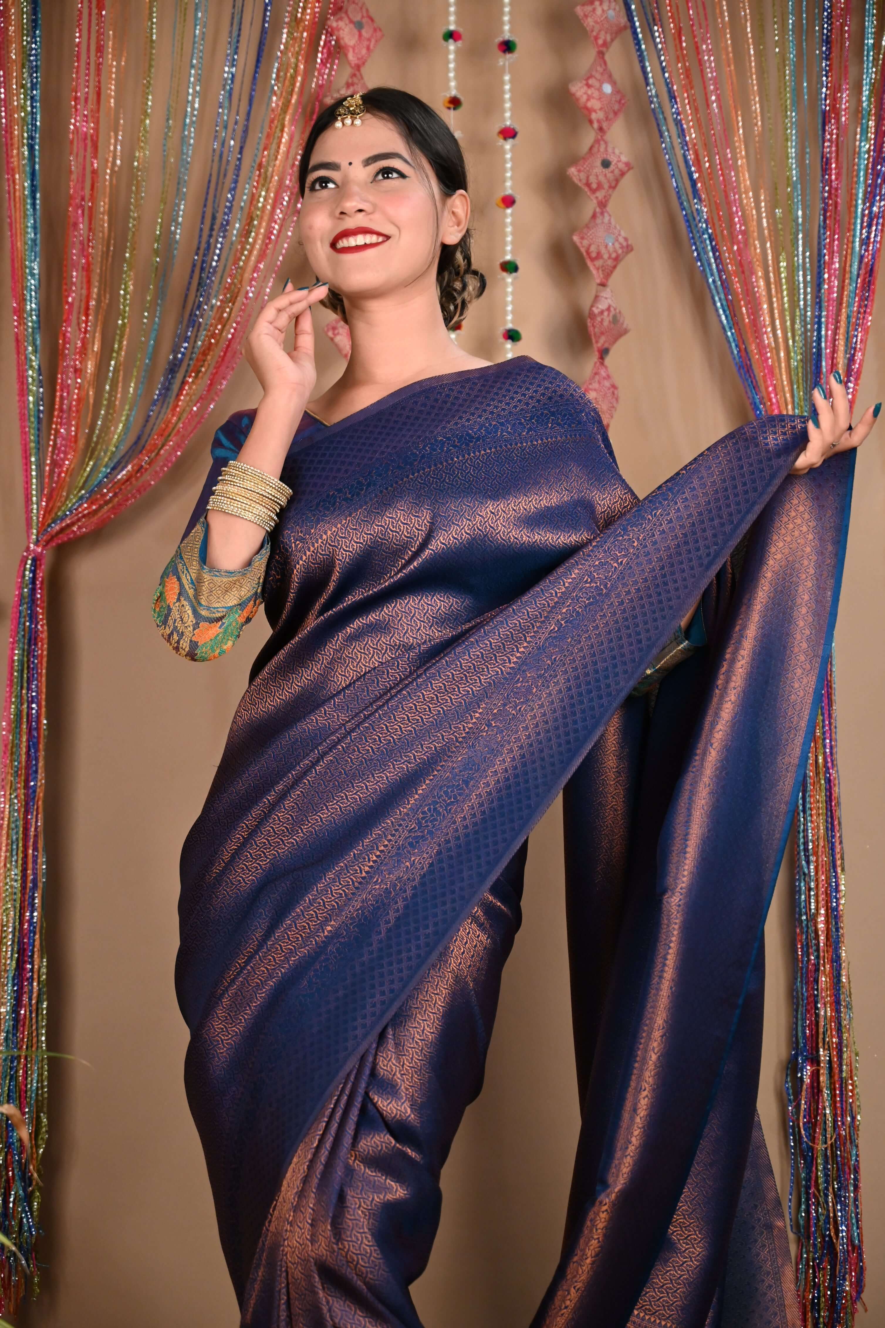 Ready To Wear Sophisticated Wedding Kanjeevaram Teal Ethnic Motif Woven Design Kanjeevaram Wrap in 1 minute saree - Isadora Life