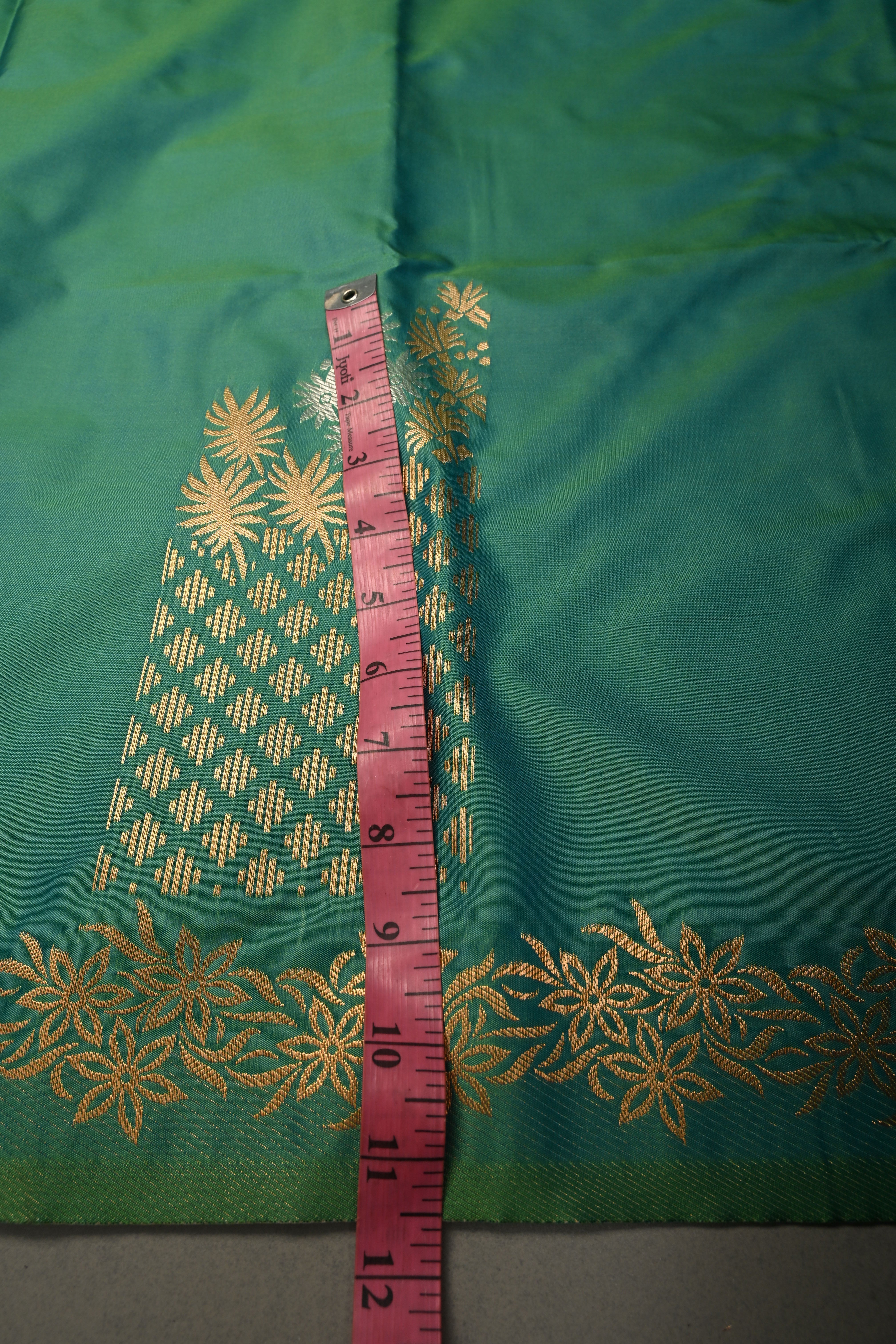 Green Dual tone Kanchi Semi Silk Saree with Floral Zari Buttas and Gold-Silver Motifs on Border | Shobitam