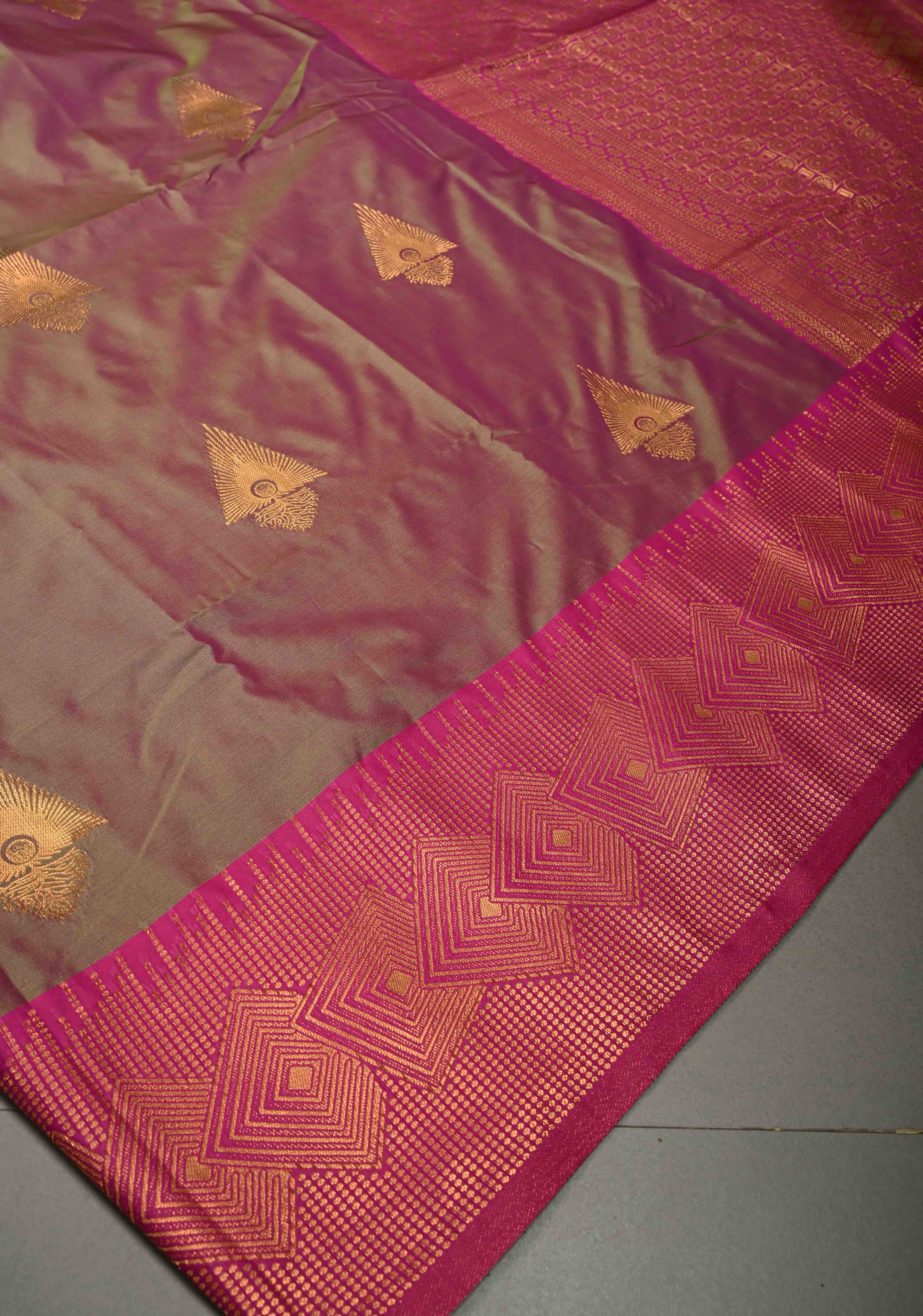 Green-Pink Dual tone Kanchi Semi Silk Saree with Zari Buttas and Contrast Zari Border | SHOBITAM