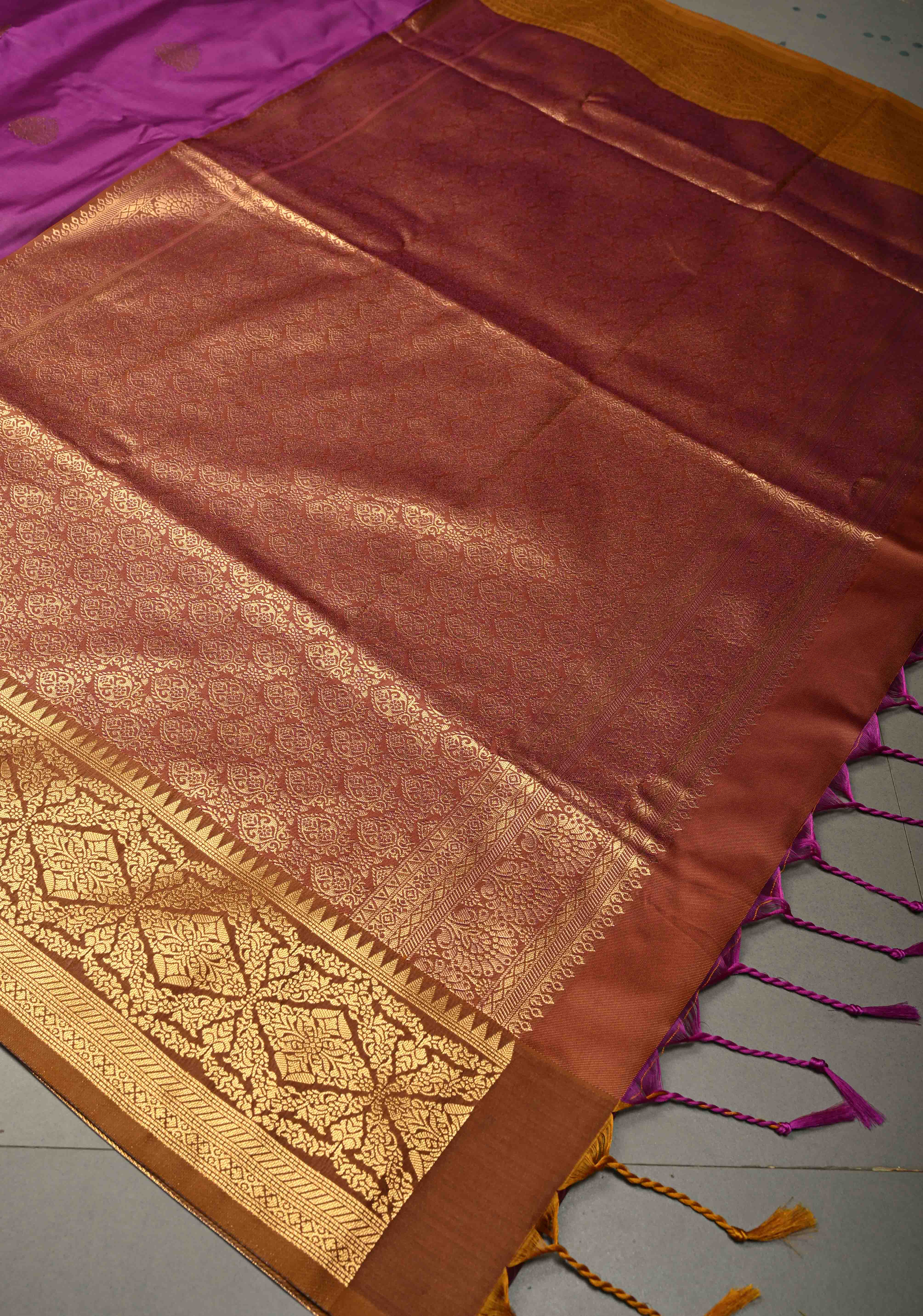Vadamalli Kanchi Semi Silk Saree with Zari Buttas and Contrast Zari Border | Shobitam