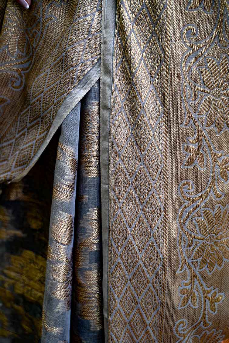 Ready to Wear khadi banarasi with zari weaving all over Wrap in one minute saree - Isadora Life