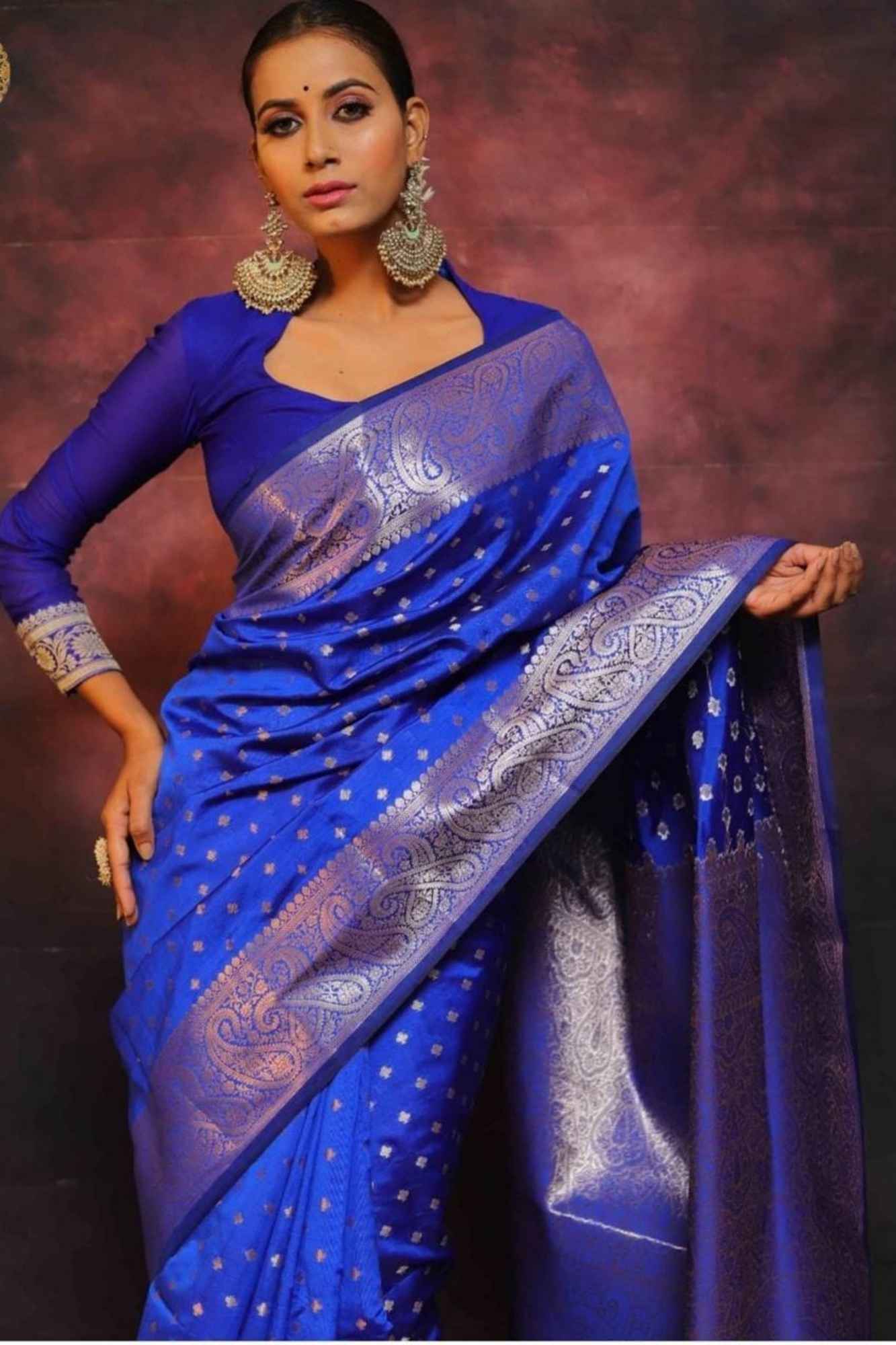 Soft Munga Katan inspired with Rich Pallu , Zari Weaving Border ready to wear saree