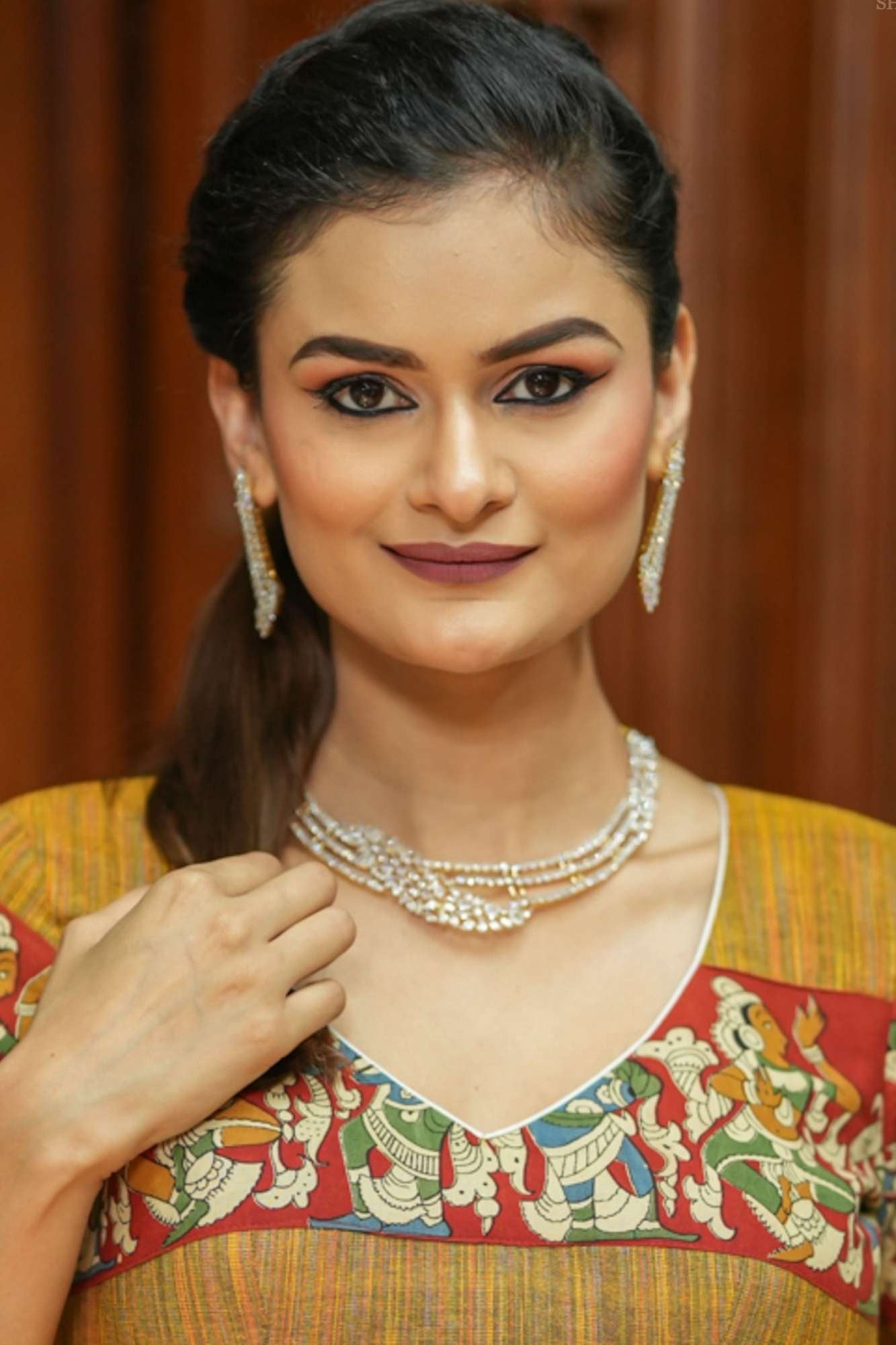 Asymmetric CZ Stone Dual Polish Contemporary Necklace | Shobitam Jewelry