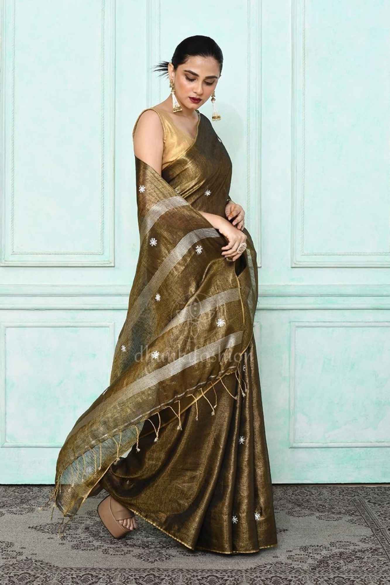 Zari Linen With White Floral Dots Embroidered Ready To Wear Saree