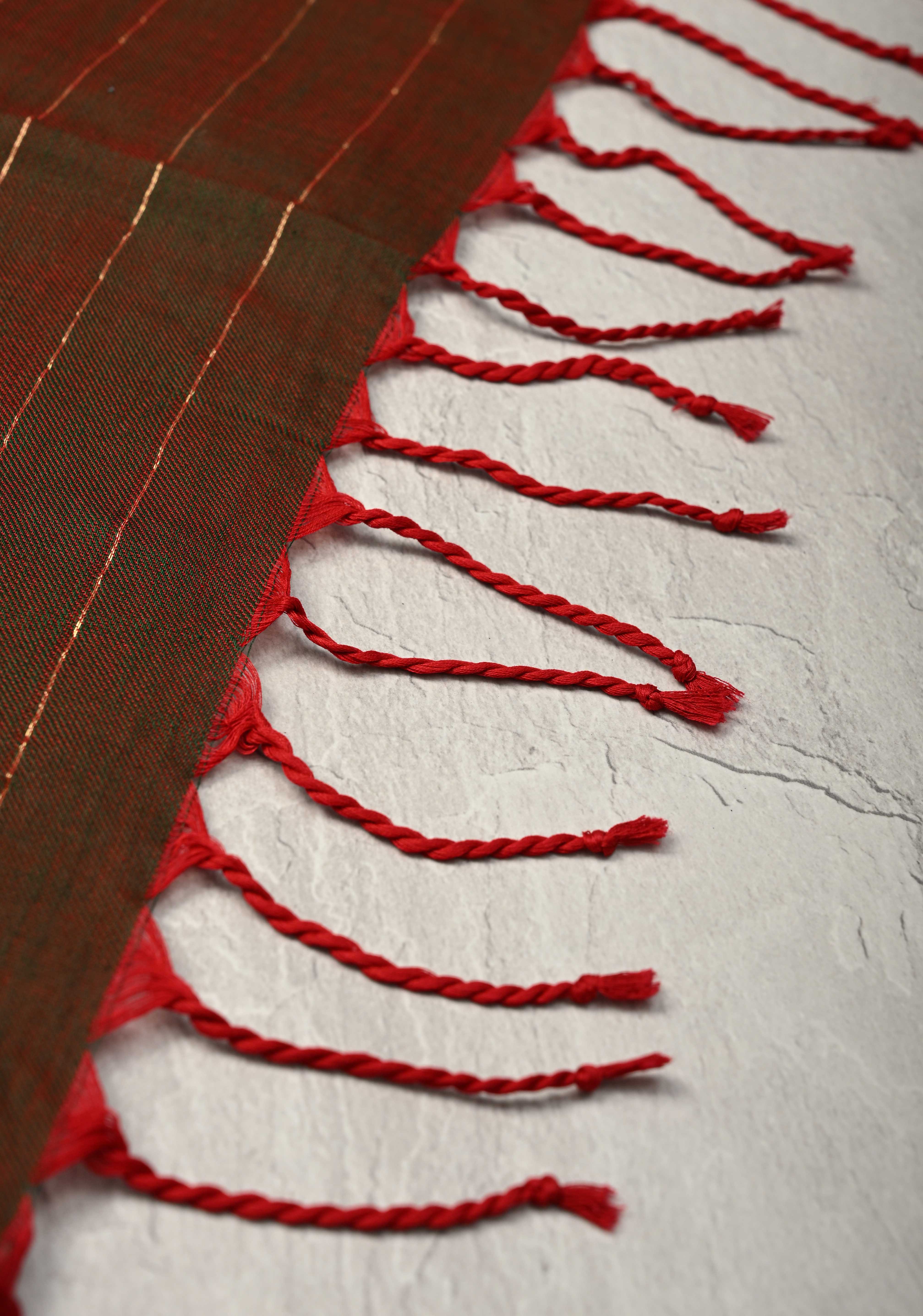 green and red Reversible Maheshwari Mercerized Cotton Saree with extralong tassels, no blouse piece | Shobitam