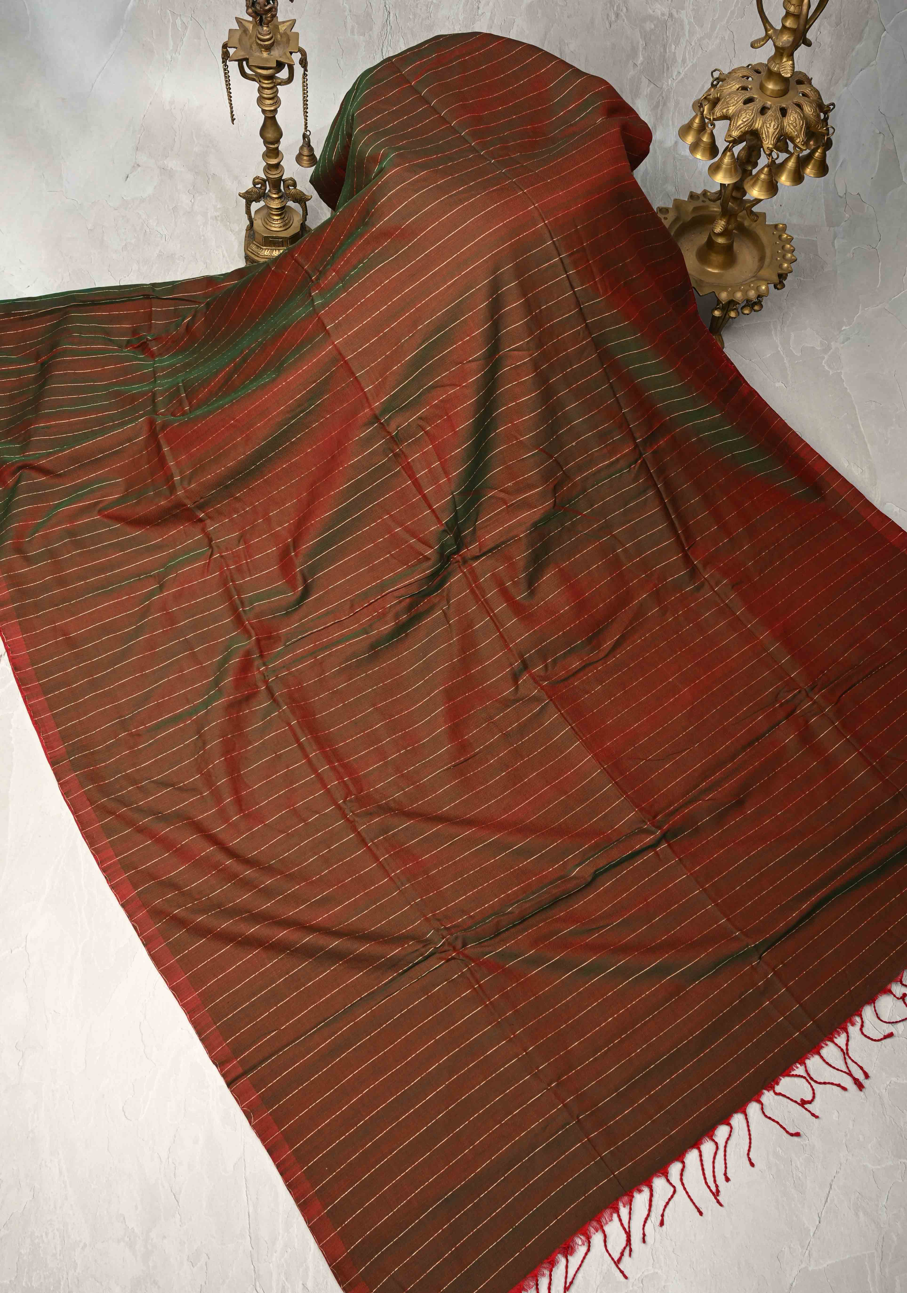 green and red Reversible Maheshwari Mercerized Cotton Saree with extralong tassels, no blouse piece | Shobitam