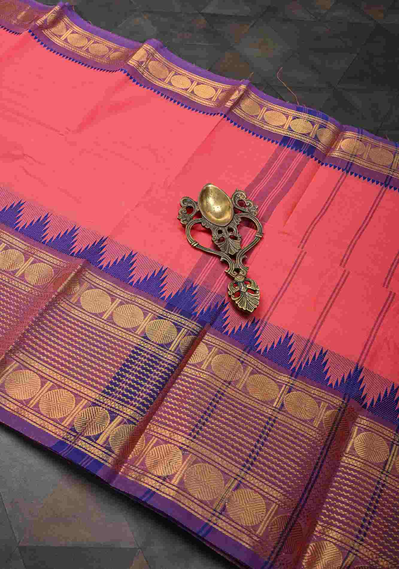 Salmon Kanchi Cotton Saree with Contrast Zari Border | No Blouse piece