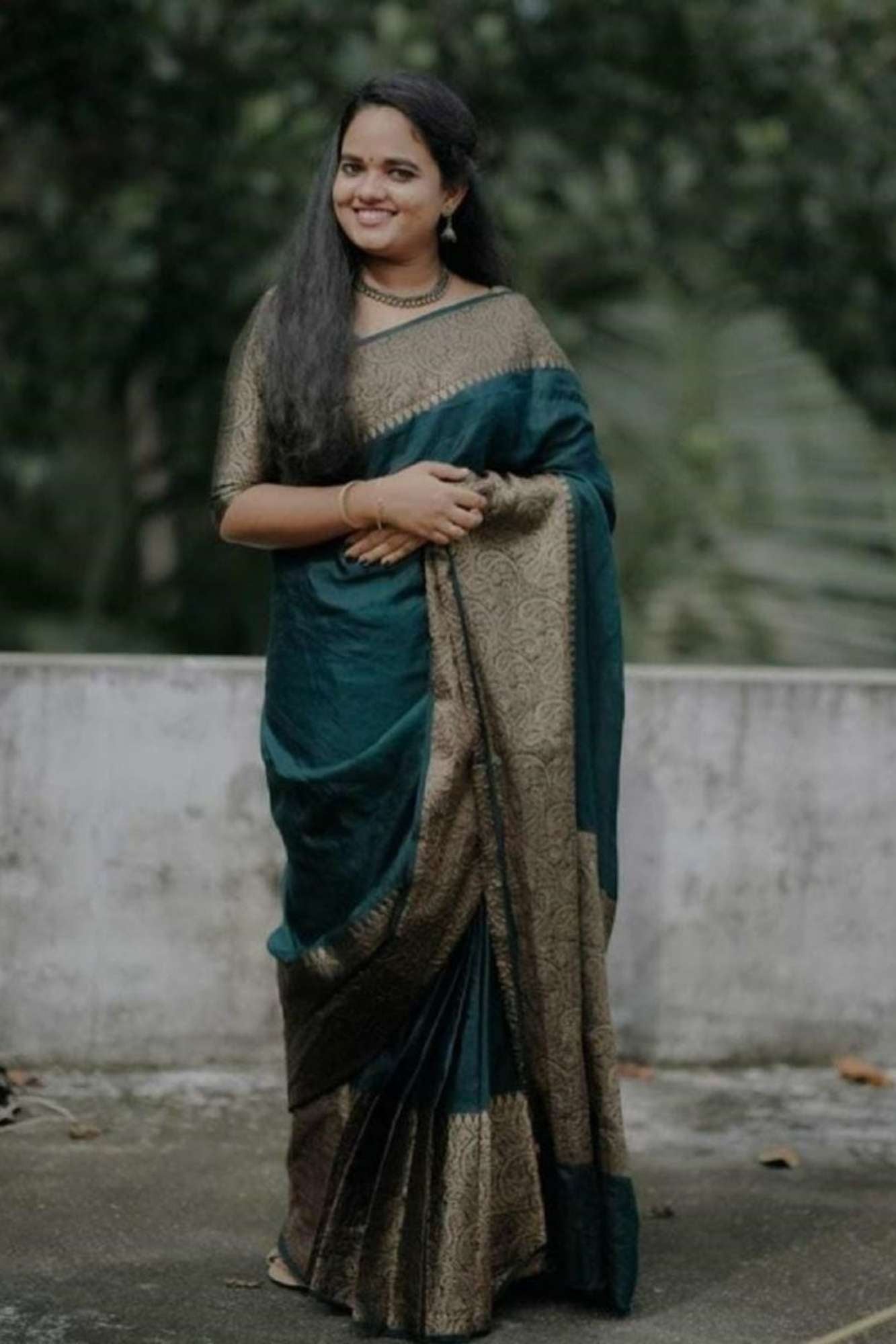 Dark Green Silk with Plain Body & Heavy Zari Border Ready To Wear Saree