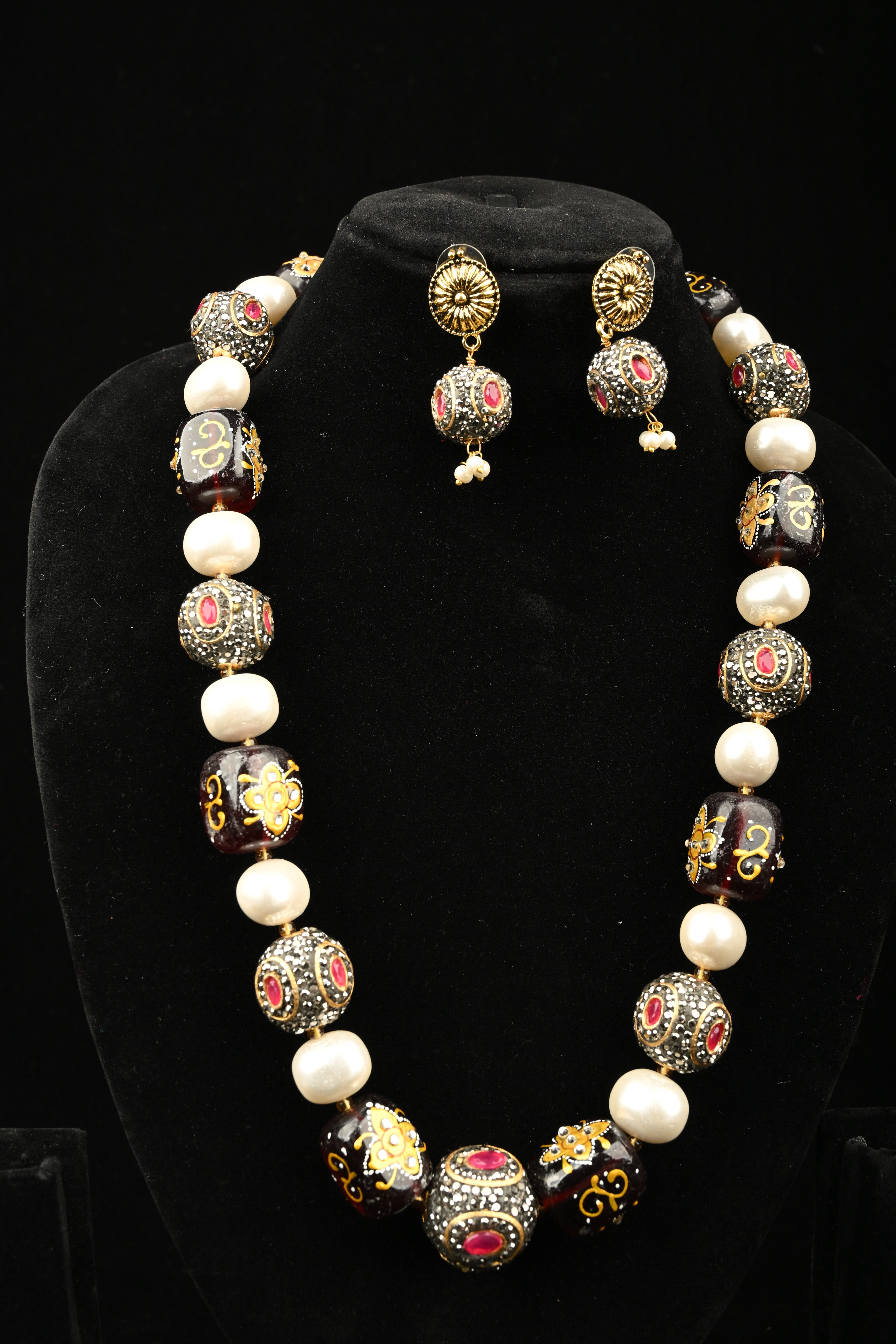 Inlay work Heritage Bead Necklace Set | Shobitam