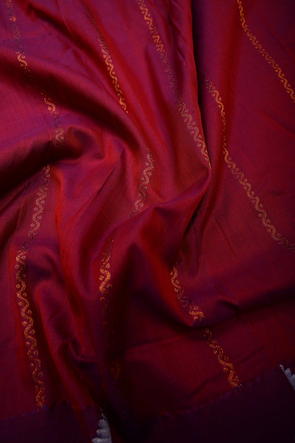 Pink Dual Tone Ilkal Weave Art Silk Bagalkote Saree with Zari Veldhari Horizontal Stripes and Contrast Temple Border | SHOBITAM