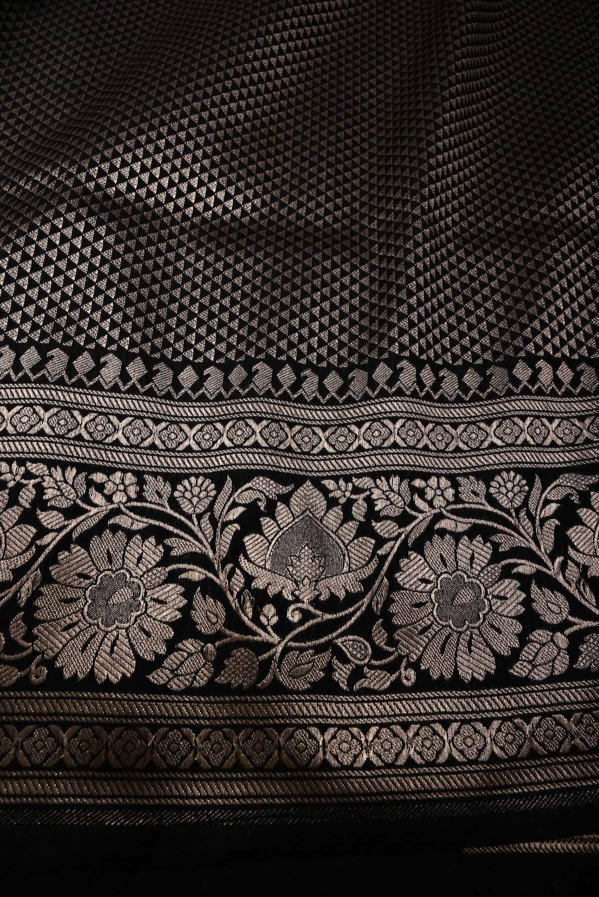 Black-Red Semi Silk Saree with Leheriya Floral Jaal and Zari Border | SHOBITAM