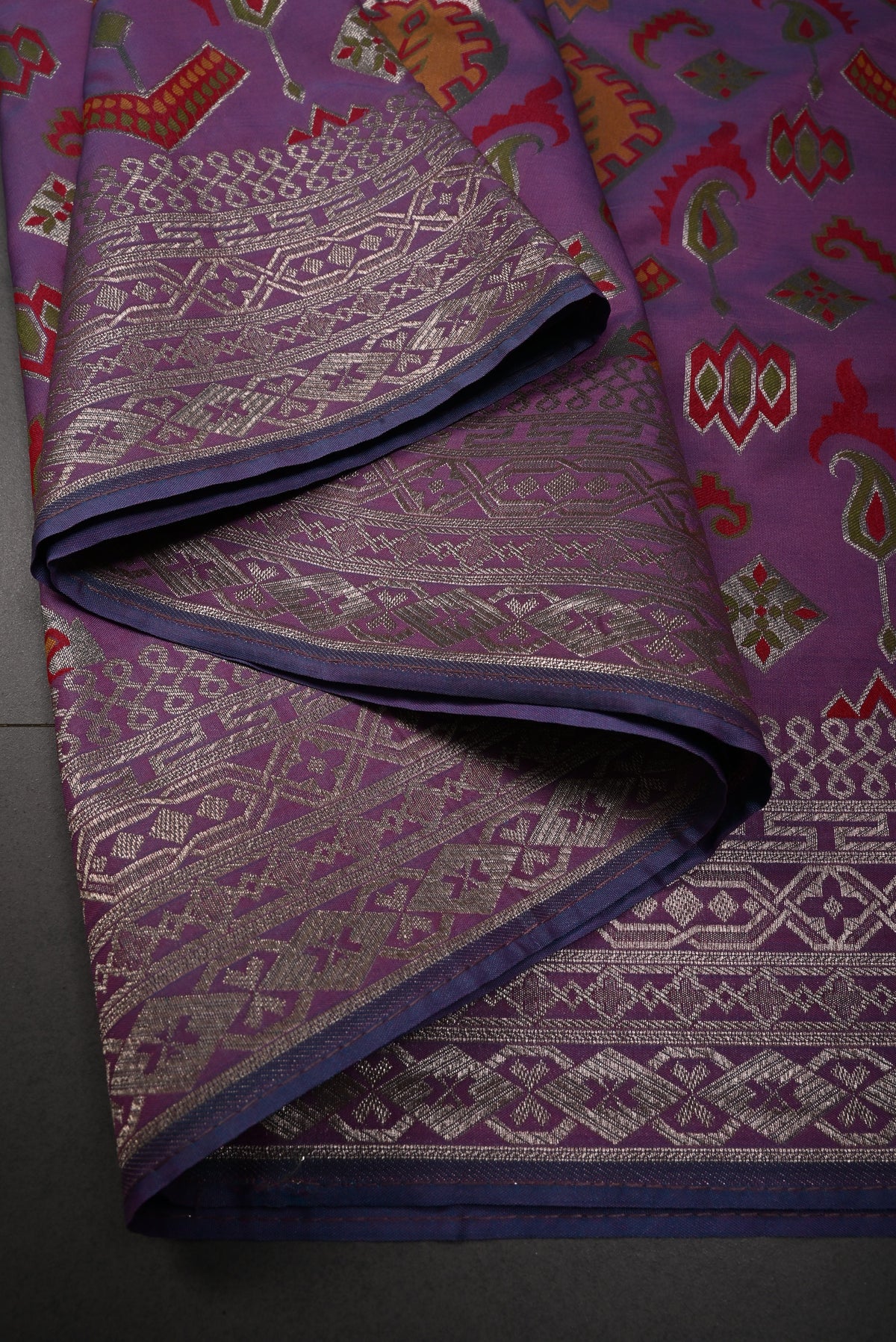 Dusty Lavender Dual Tone Semi Silk Saree with Meenakari Zari Brocade and Zari Border | SHOBITAM