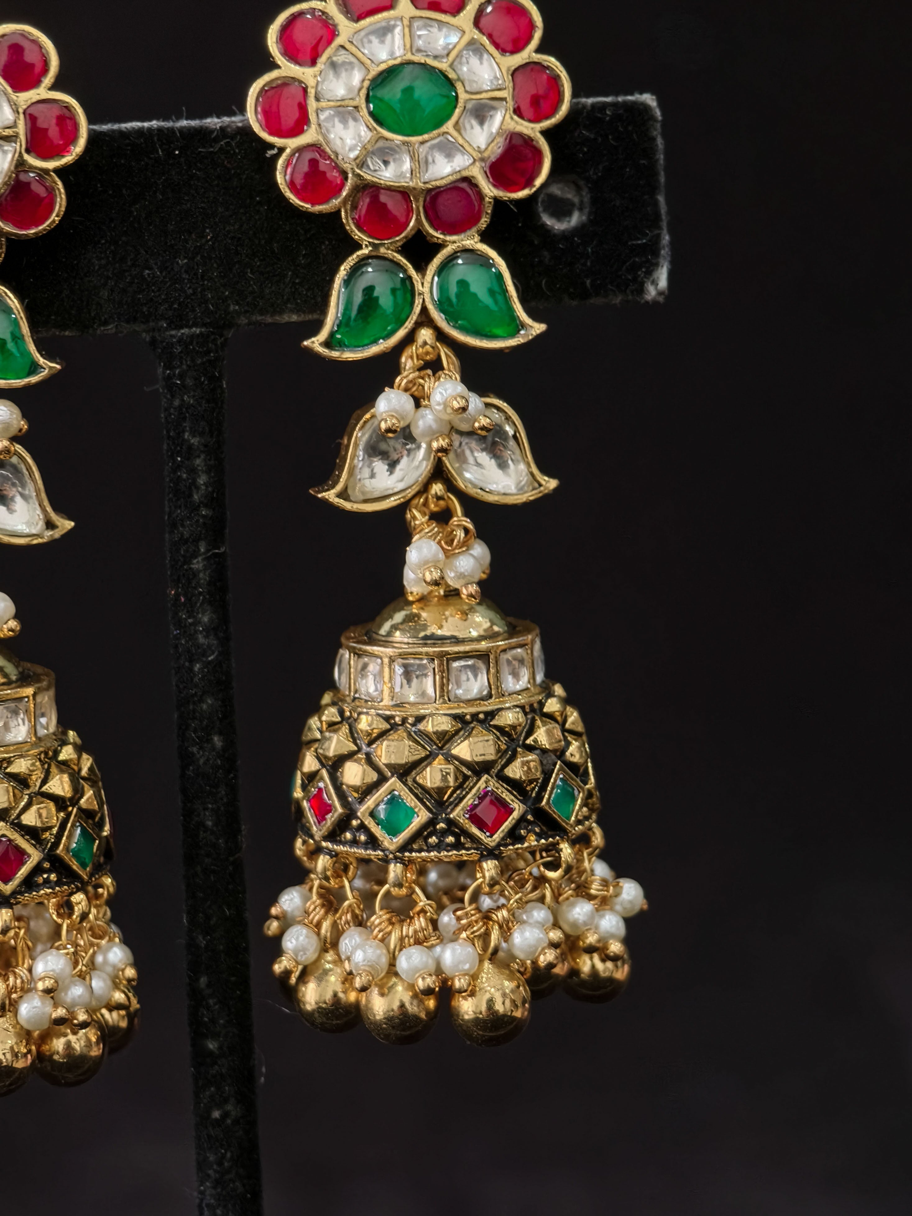 Ahmedabadi Jadau Jhumka with floral studs and slender design | Shobitam