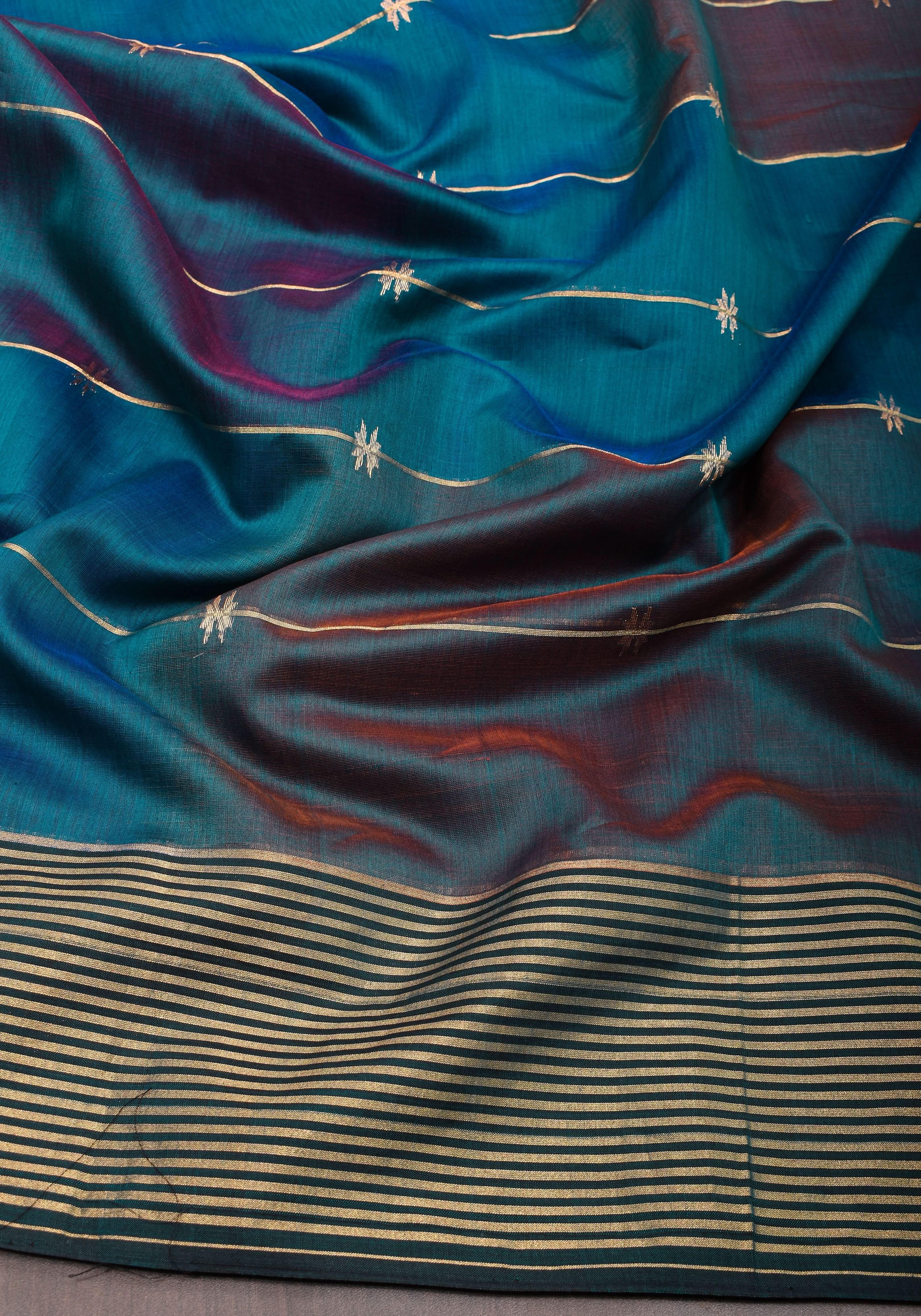 Peacock Green Ombre Handwoven Zari Stripes Maheshwari Silk Cotton Saree | Shobitam