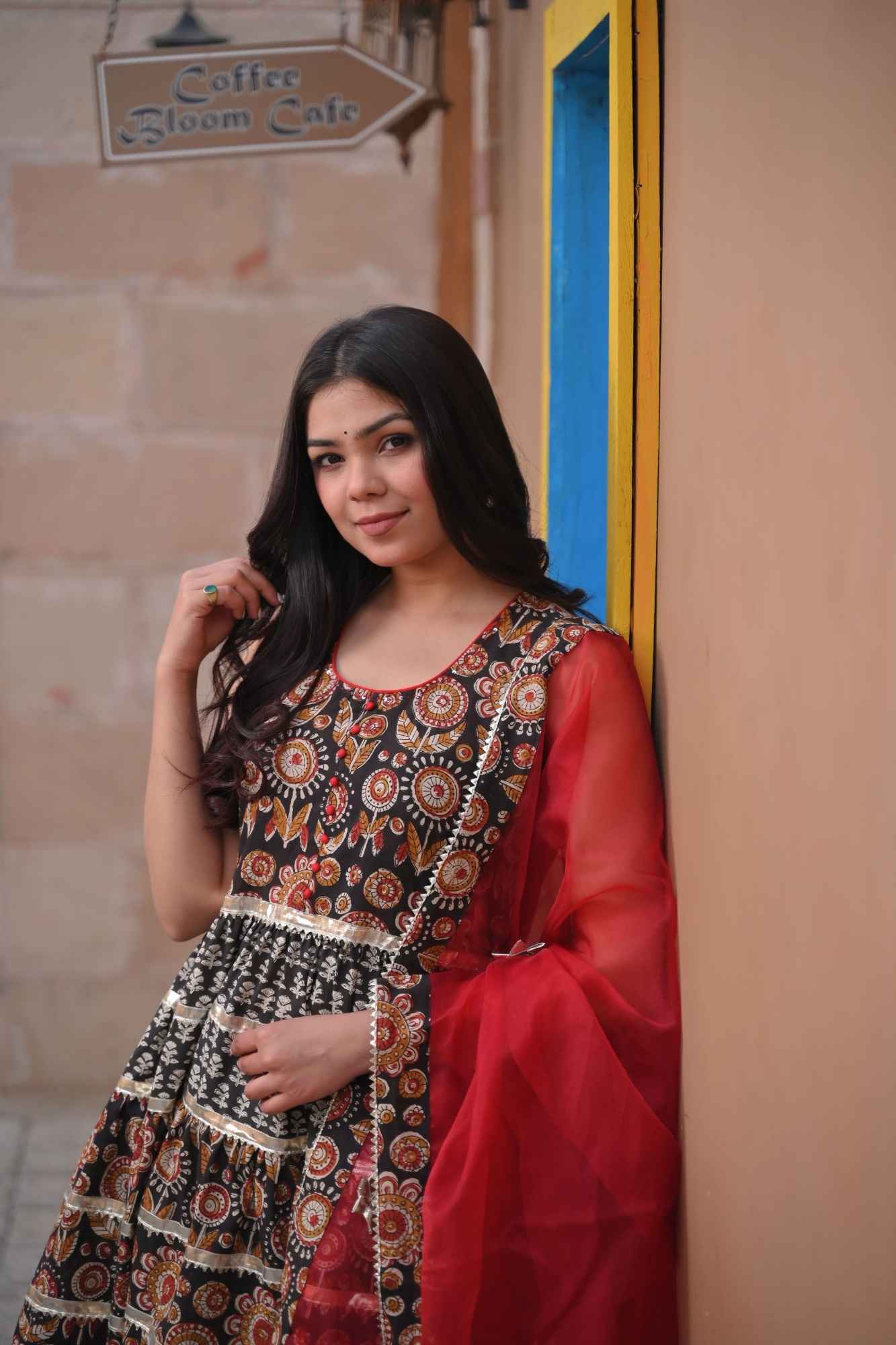 Syahi Tiered Gharara Big Gher 3 Piece Set | Made To Order