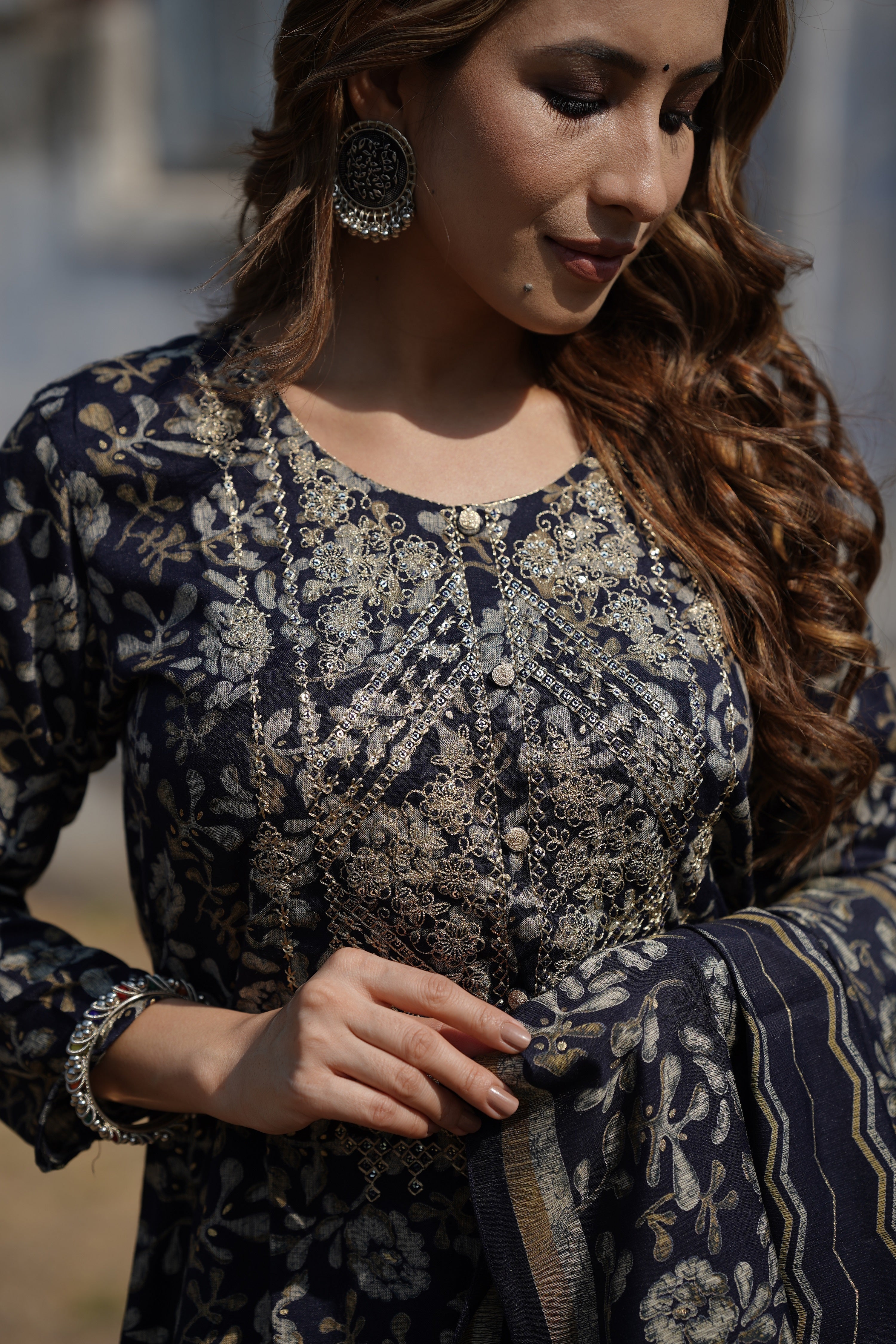 Black Silk Blend Floral Straight Kurta Trousers With Dupatta | SHOBITAM