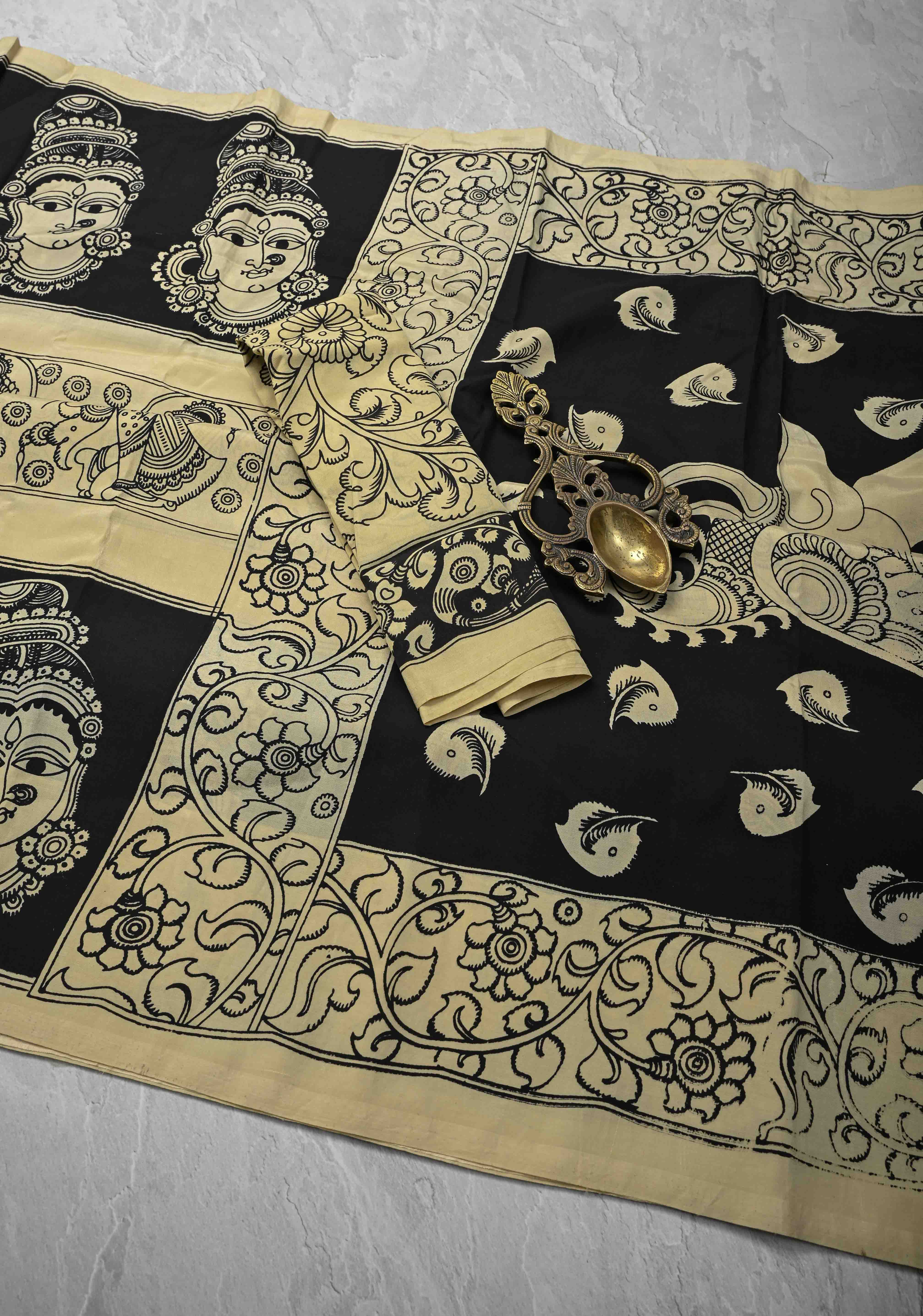 Krishna Pichwai & Dancing Queens Theme: Beige Art Silk Saree With Kalamkari Digital Print | Shobitam