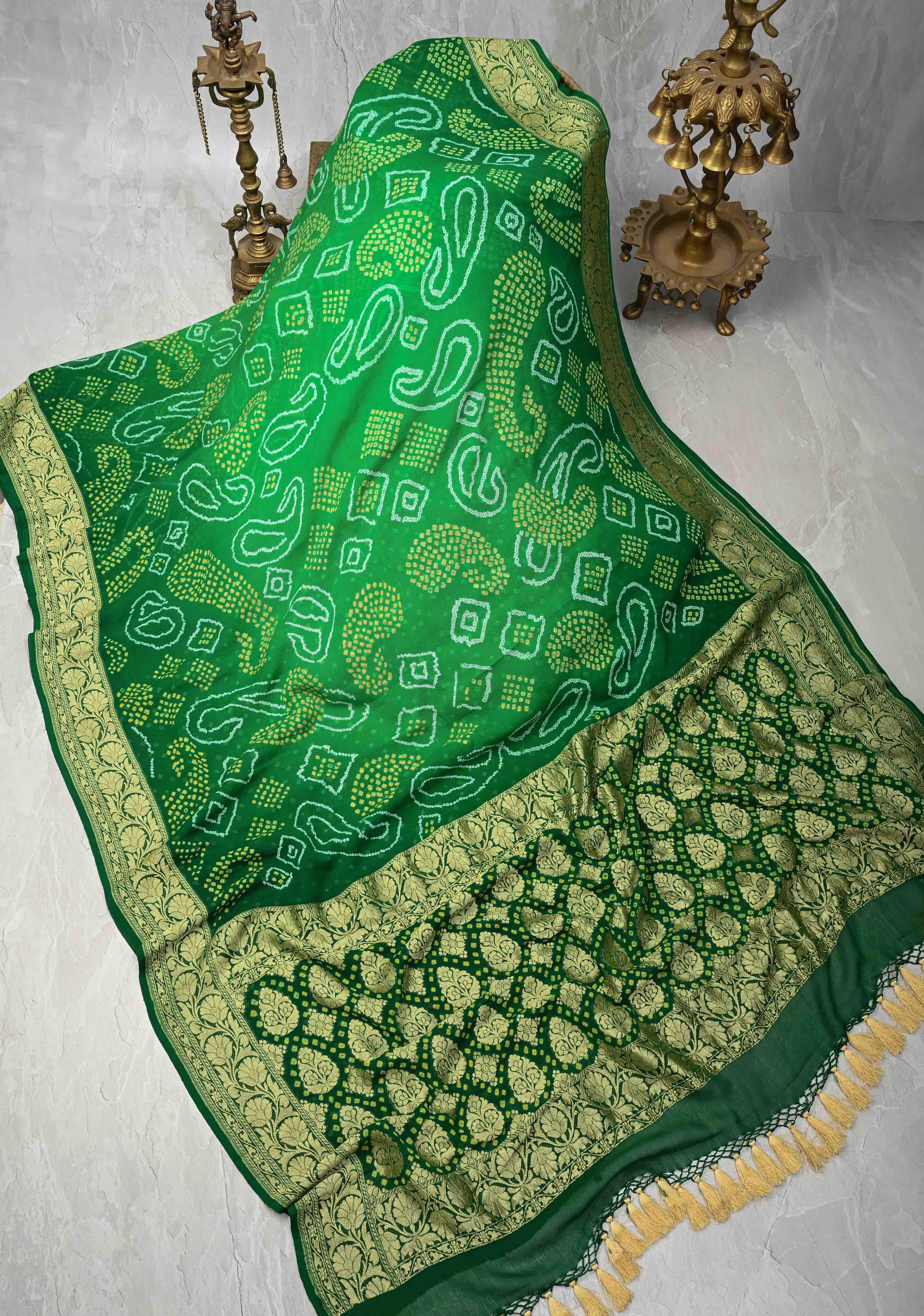 Authentic Ombre Georgette Saree in Green with Sarkam Bandhej and Zari Boder | SILK MARK CERTIFIED