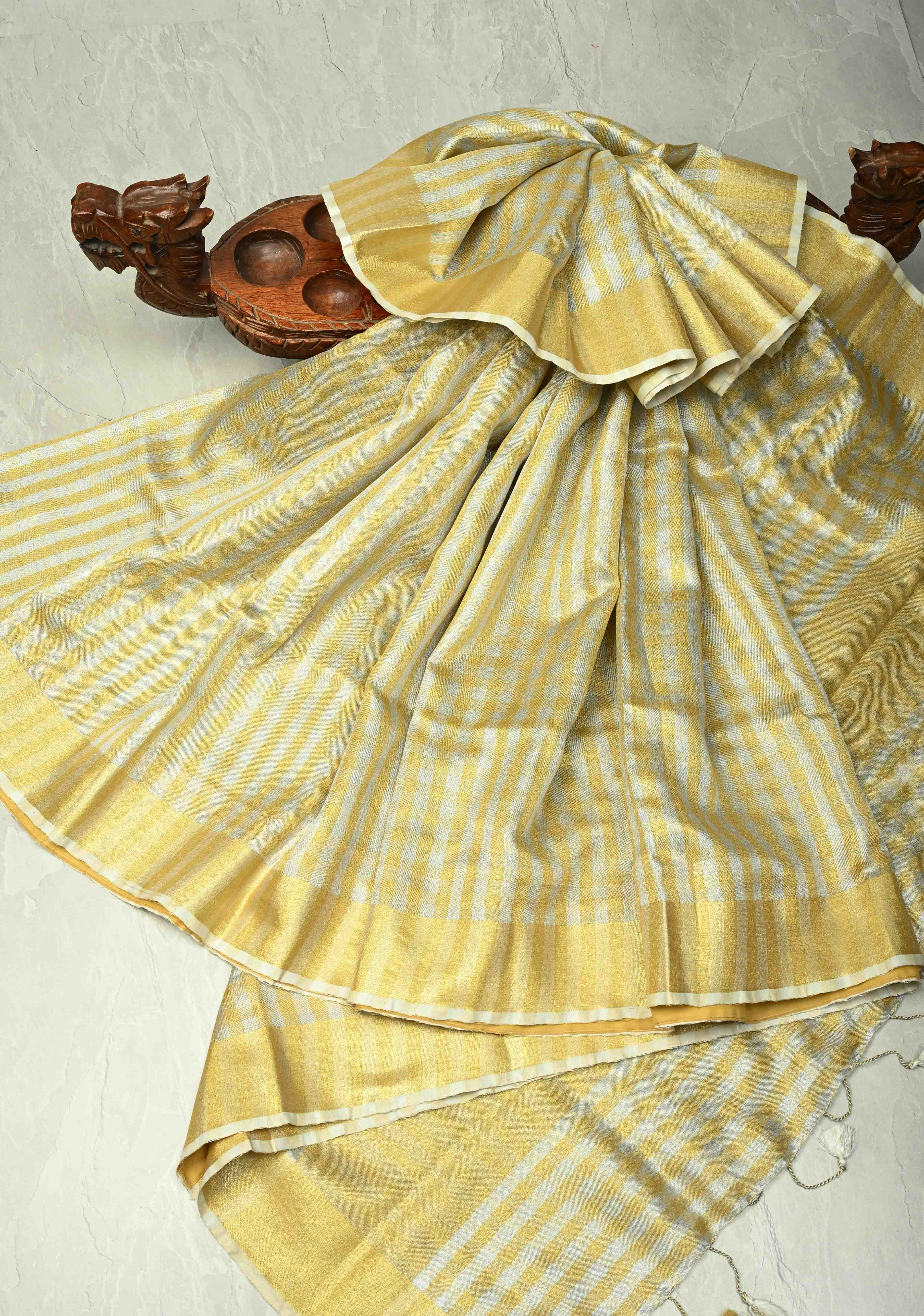 Gold-Silver Alternating Linen and Tissue Saree with Checks Design and Zari Border | Shobitam