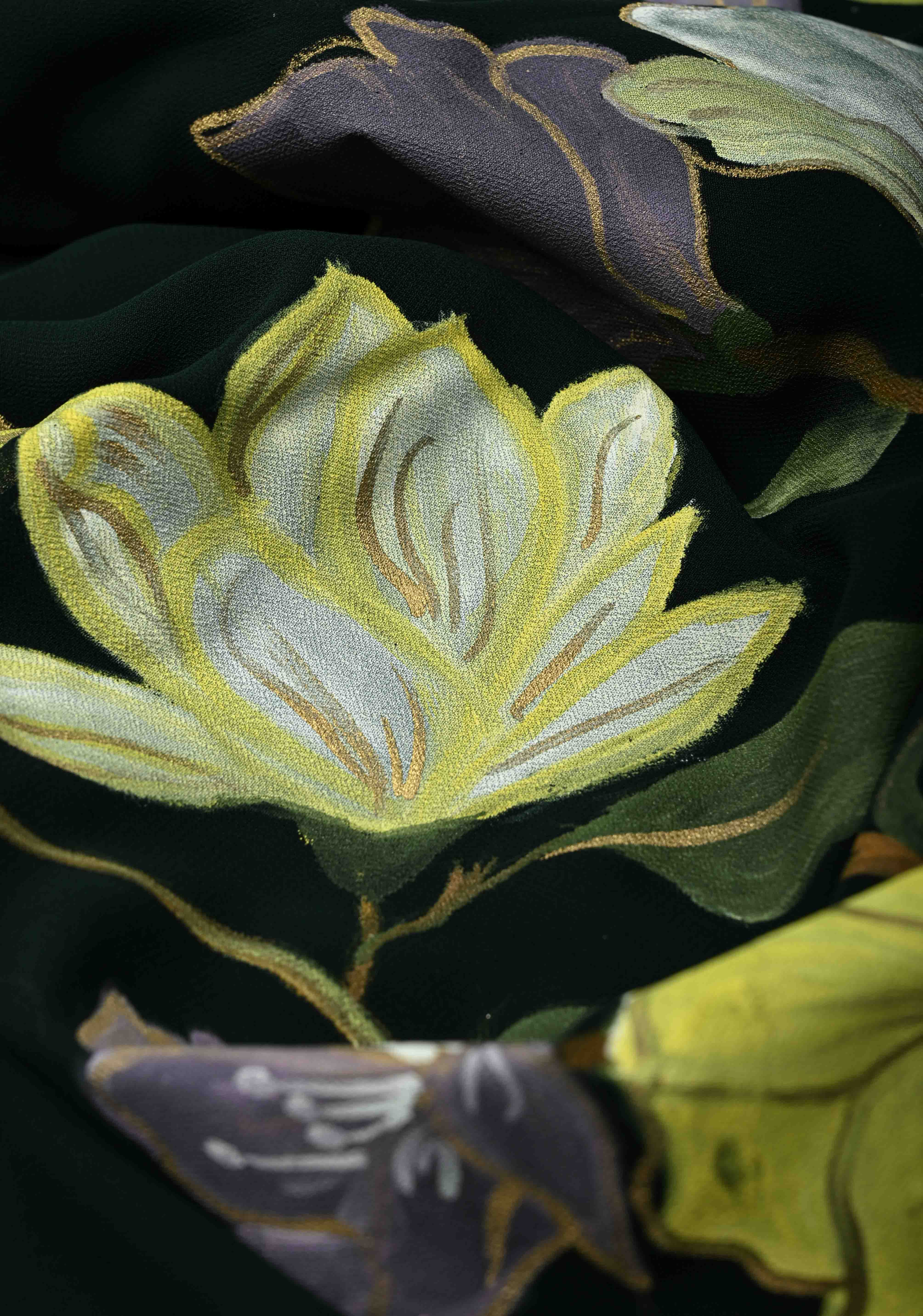 Bottle Green Georgette Saree with Floral Blooming Hand Painted on Pallu, No Blouse Piece | Shobitam